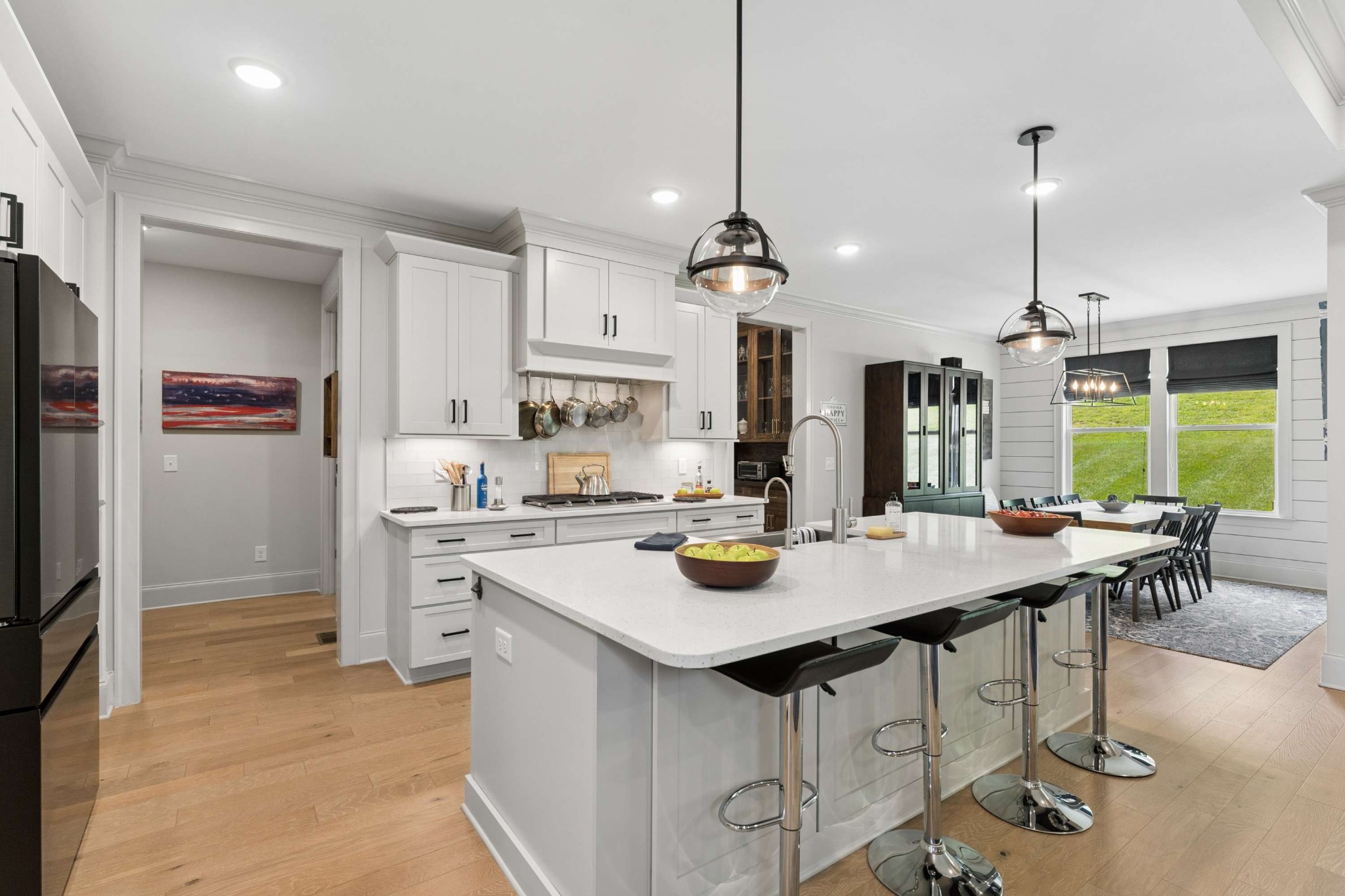 7025 Vineyard Valley Dr