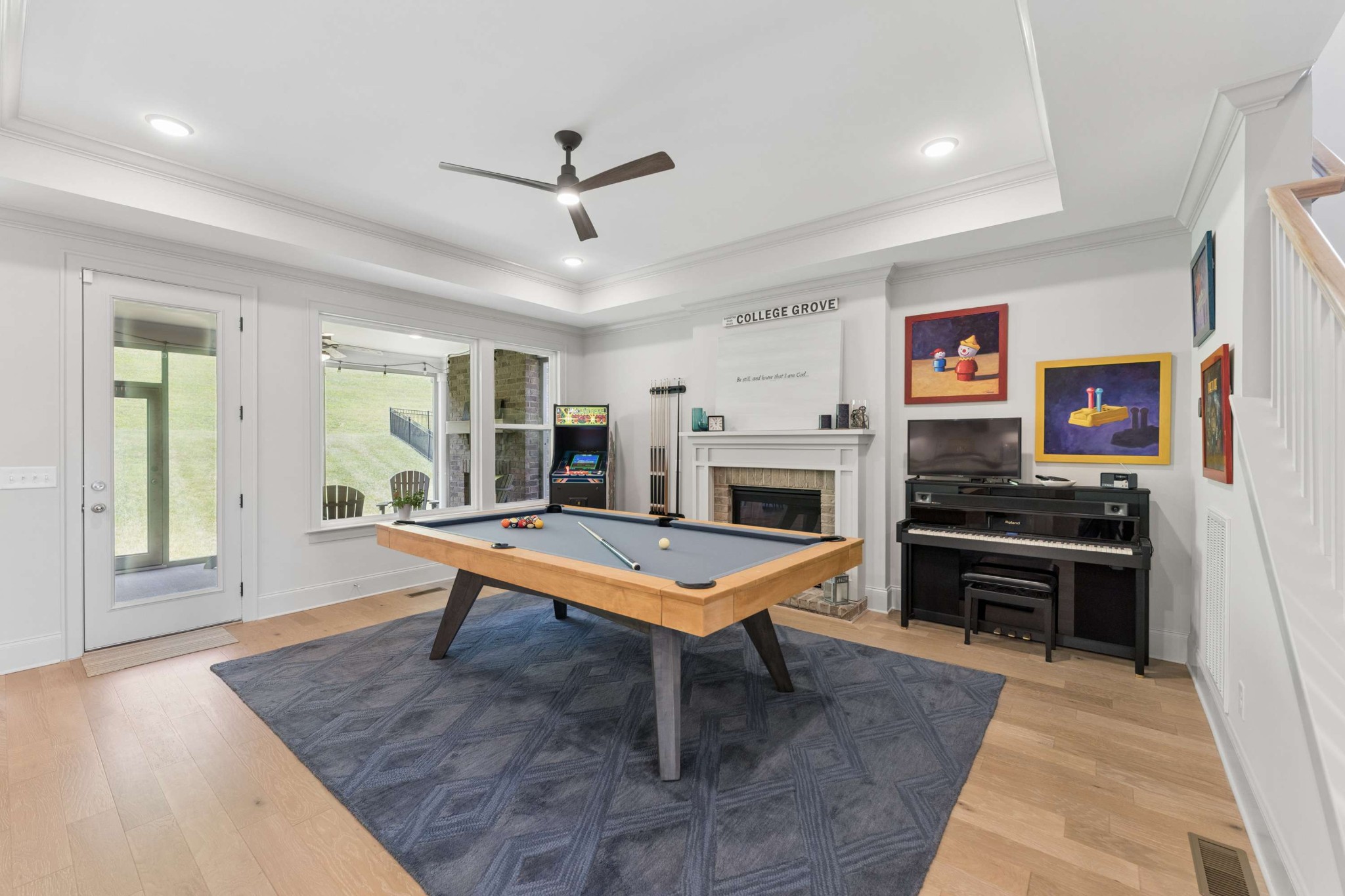 7025 Vineyard Valley Dr