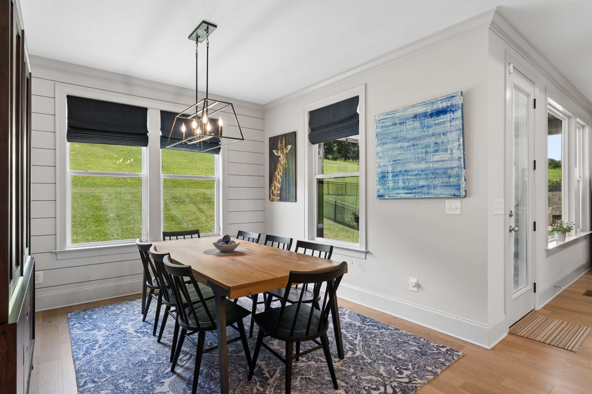 7025 Vineyard Valley Dr