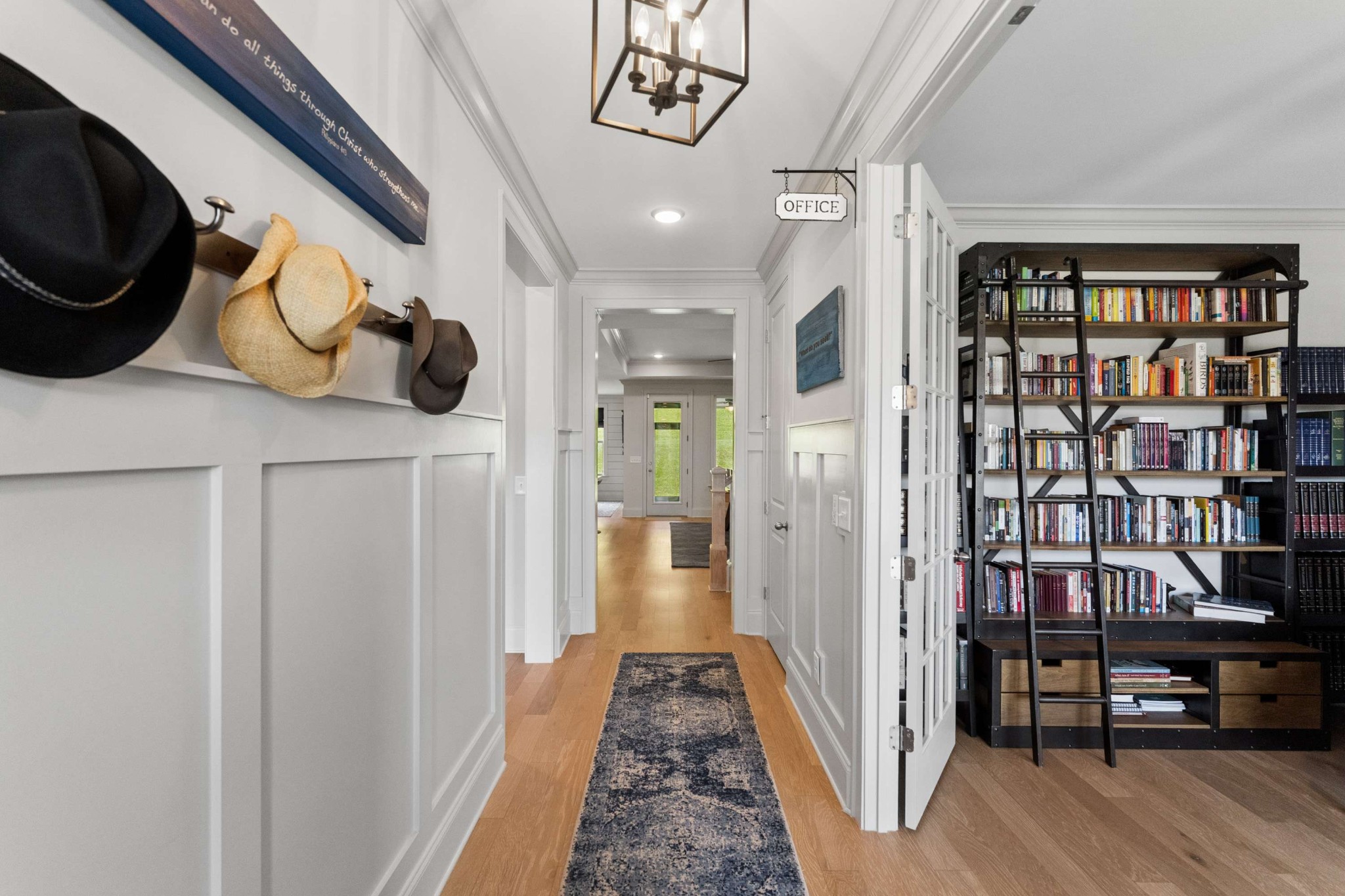 7025 Vineyard Valley Dr