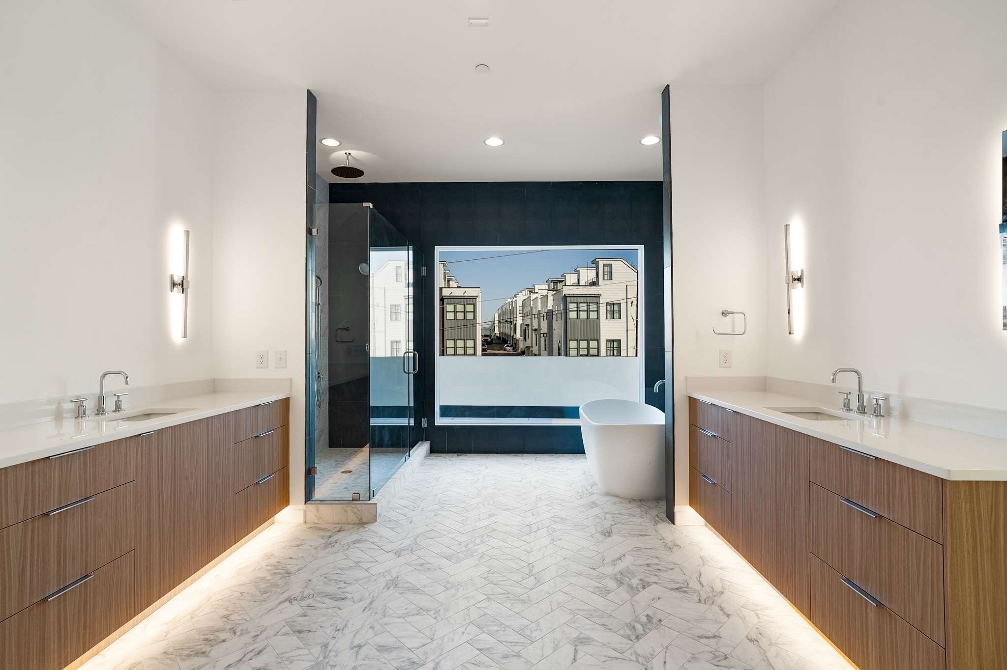1017 12th Ave, S Unit: A