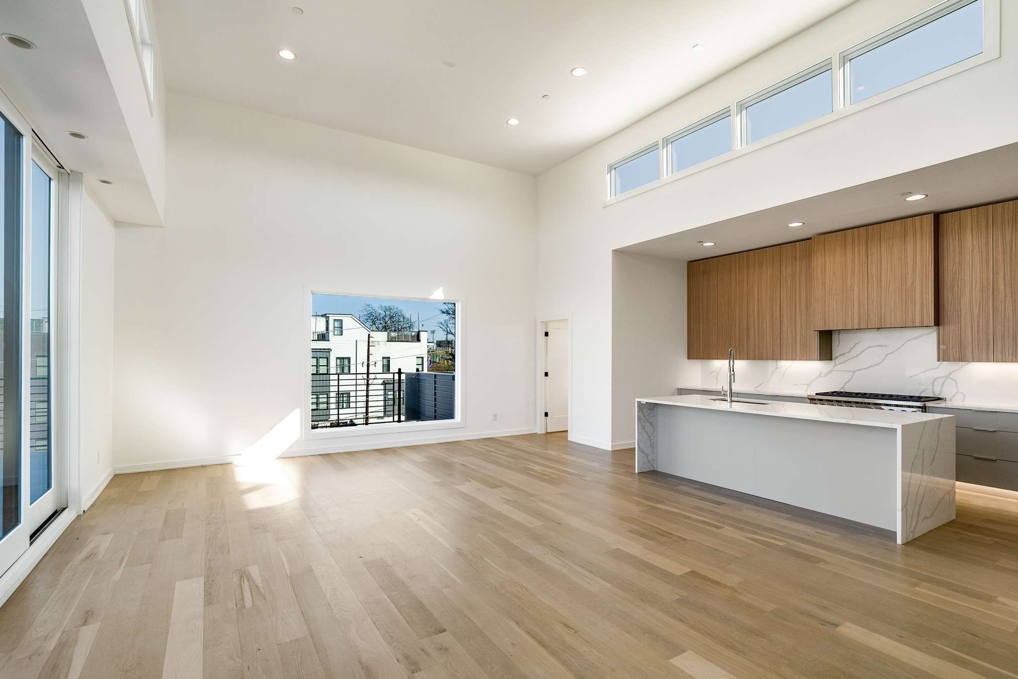 1017 12th Ave, S Unit: A
