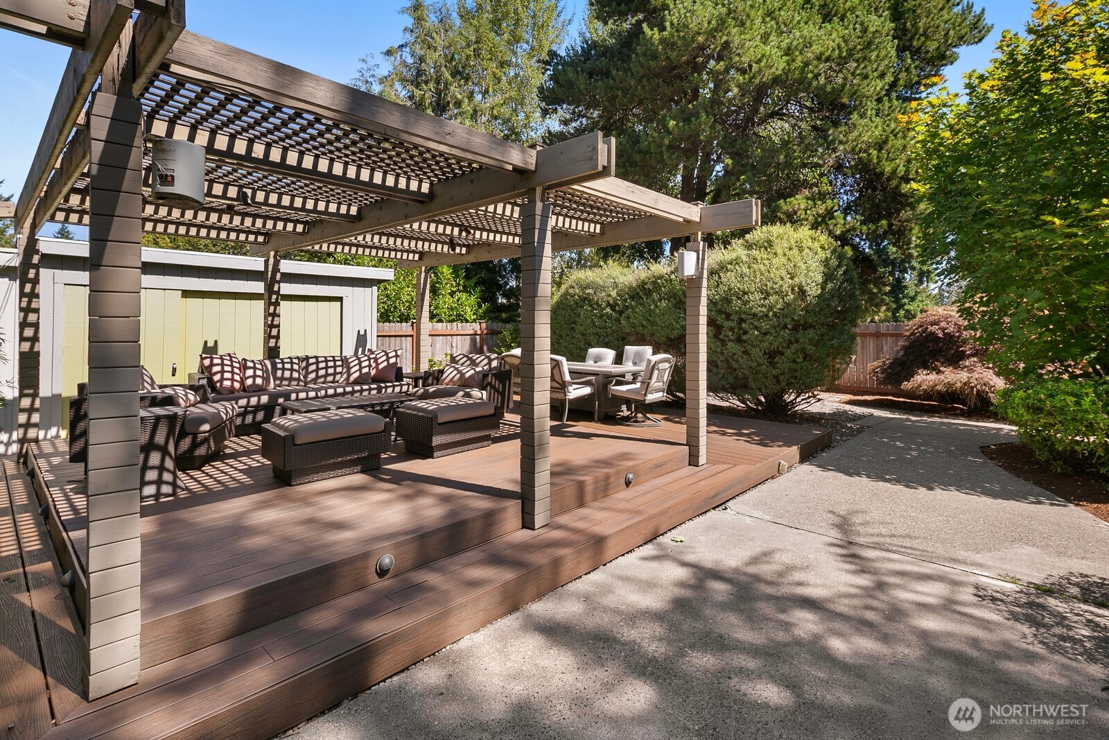 10040 35th Avenue NE