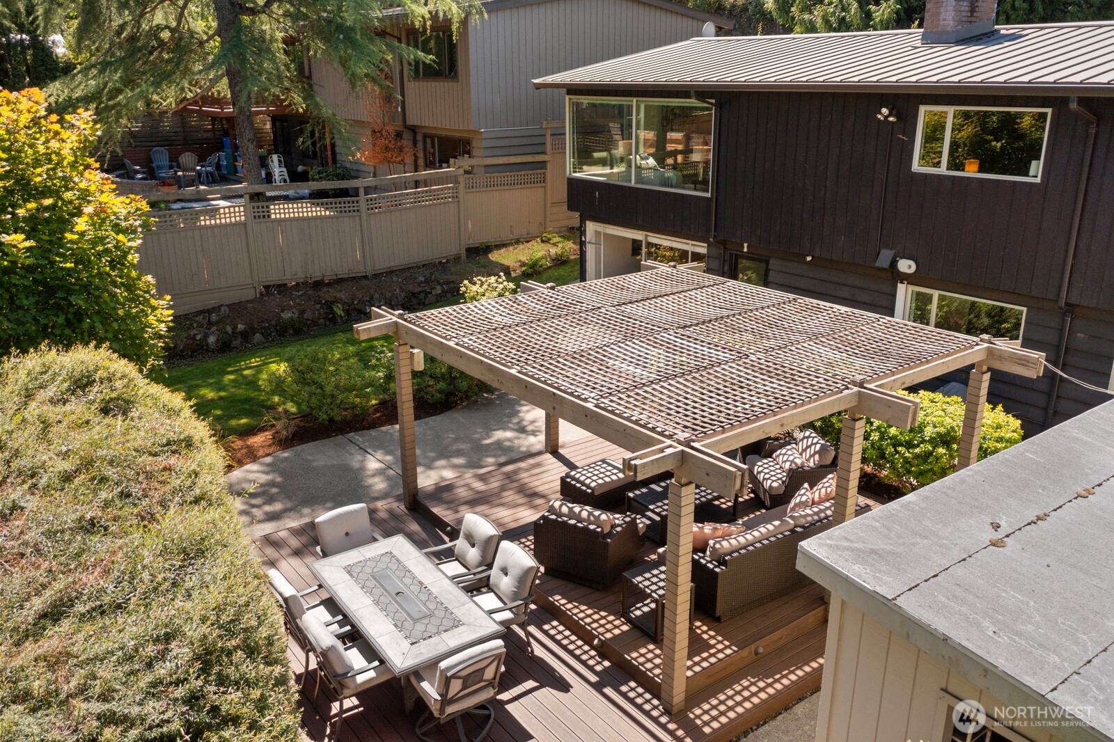 10040 35th Avenue NE