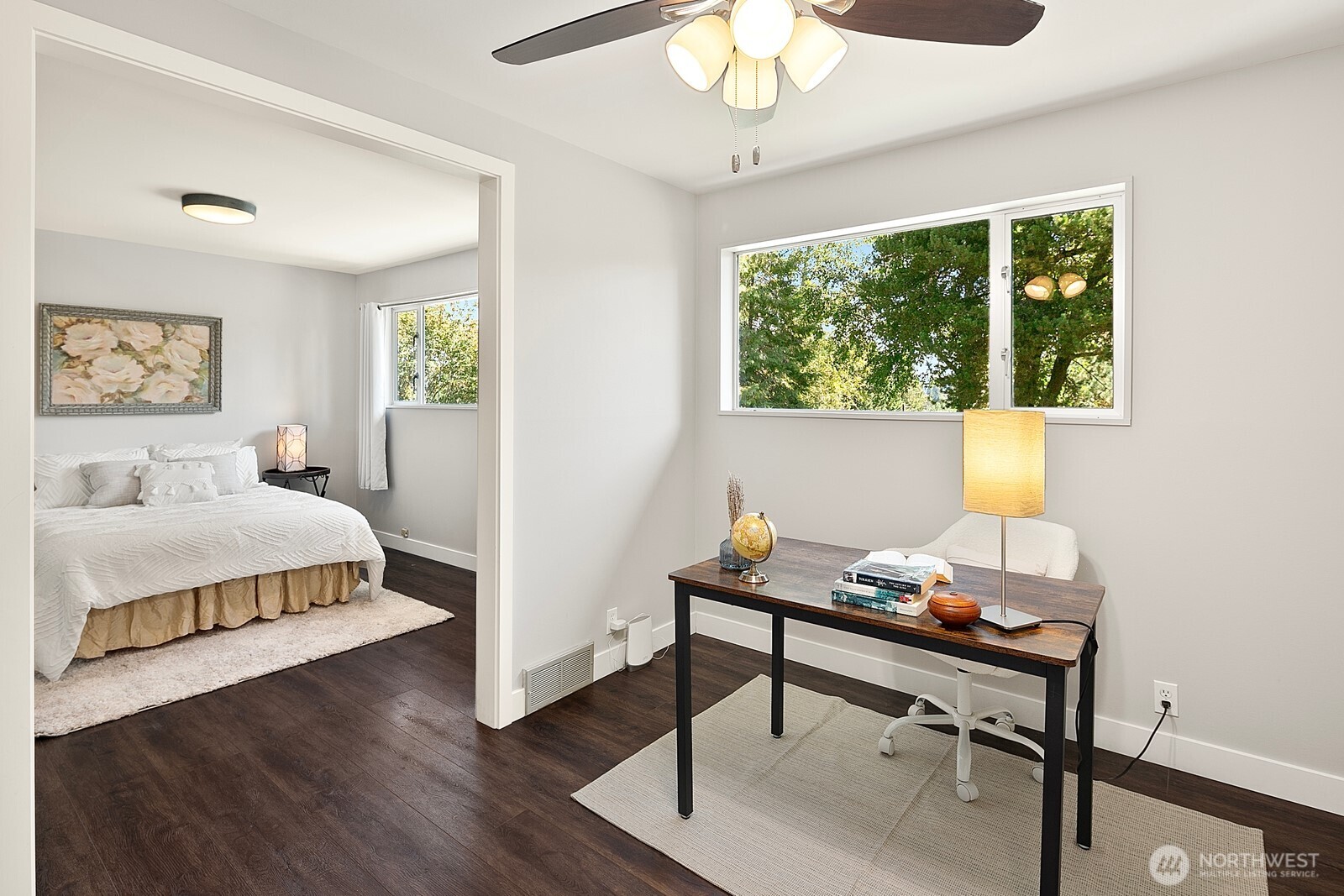 10040 35th Avenue NE