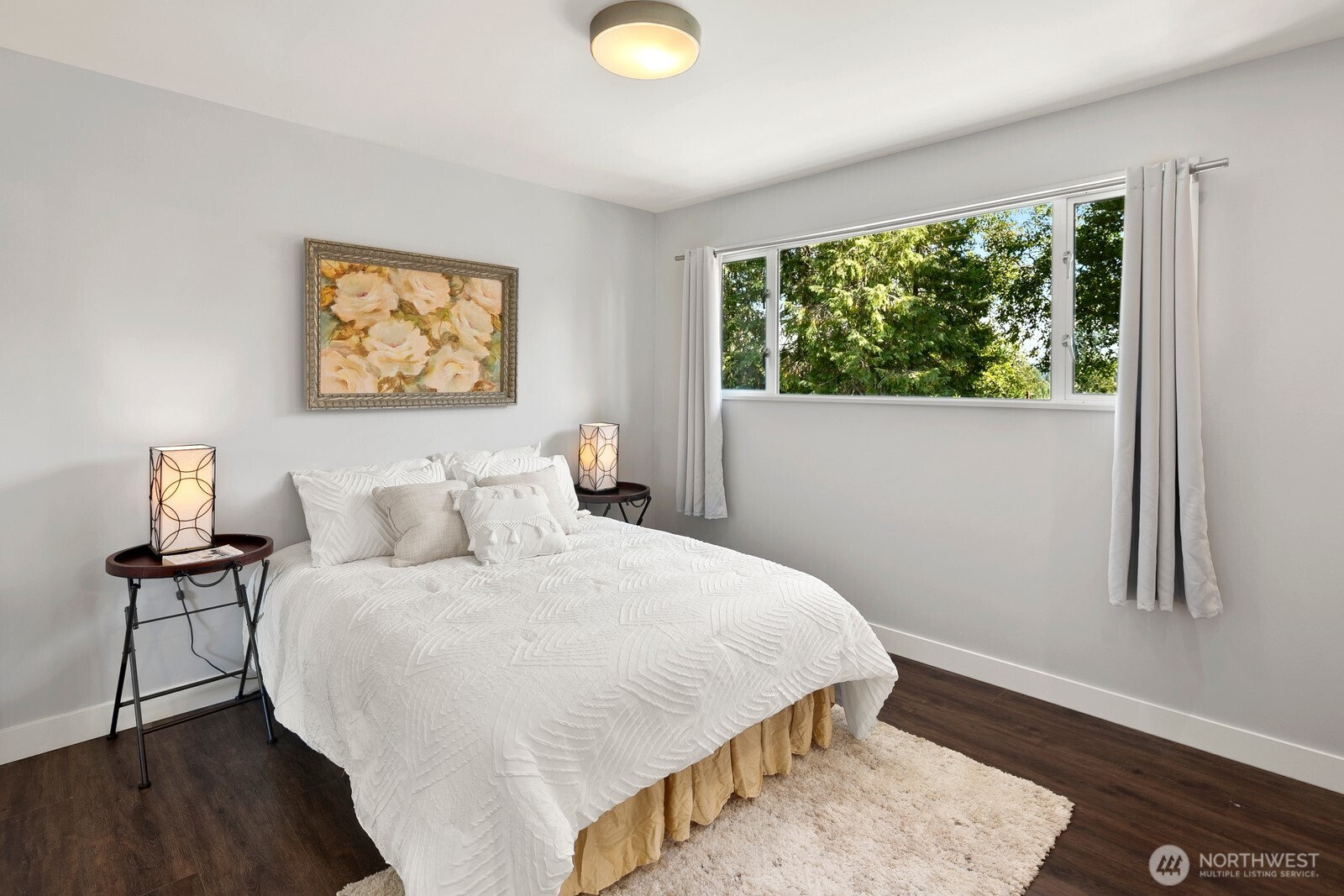 10040 35th Avenue NE