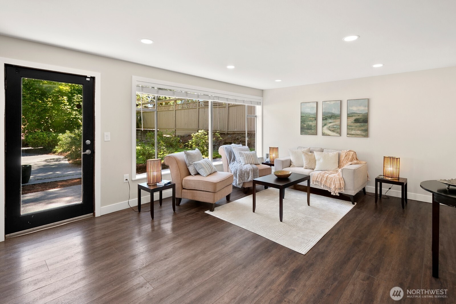 10040 35th Avenue NE