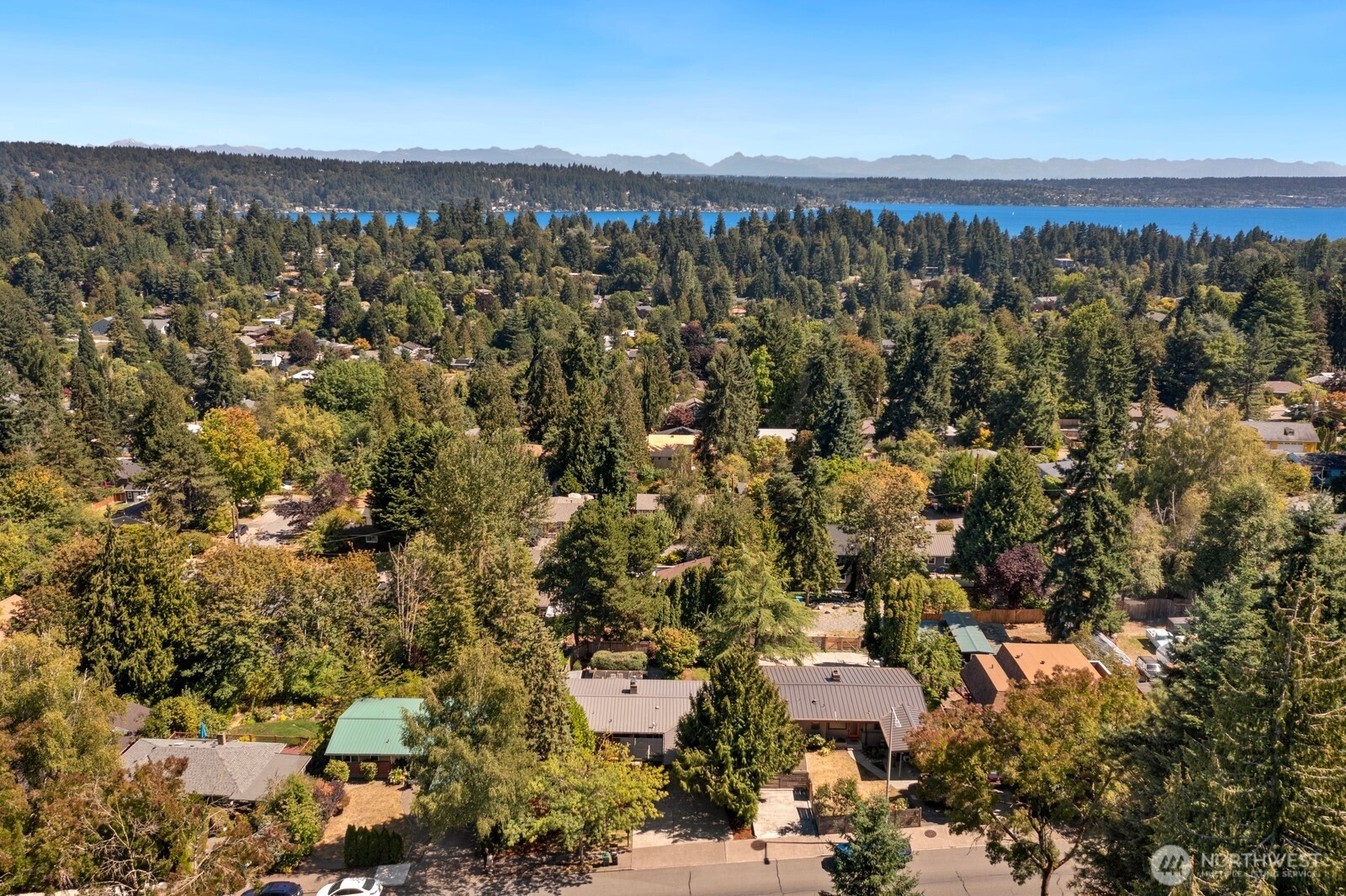 10040 35th Avenue NE