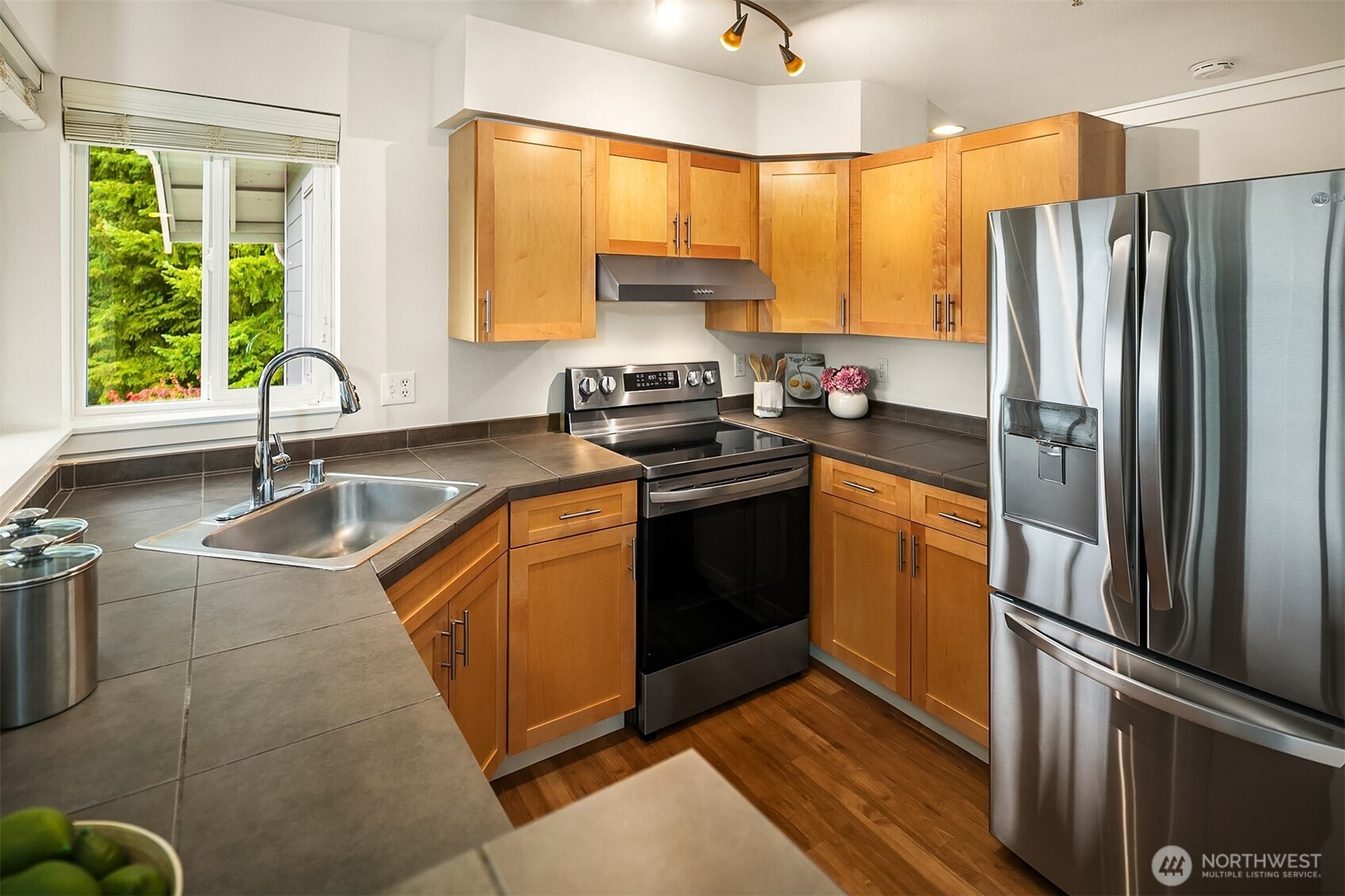 12023 NE 204th Place Unit: E303