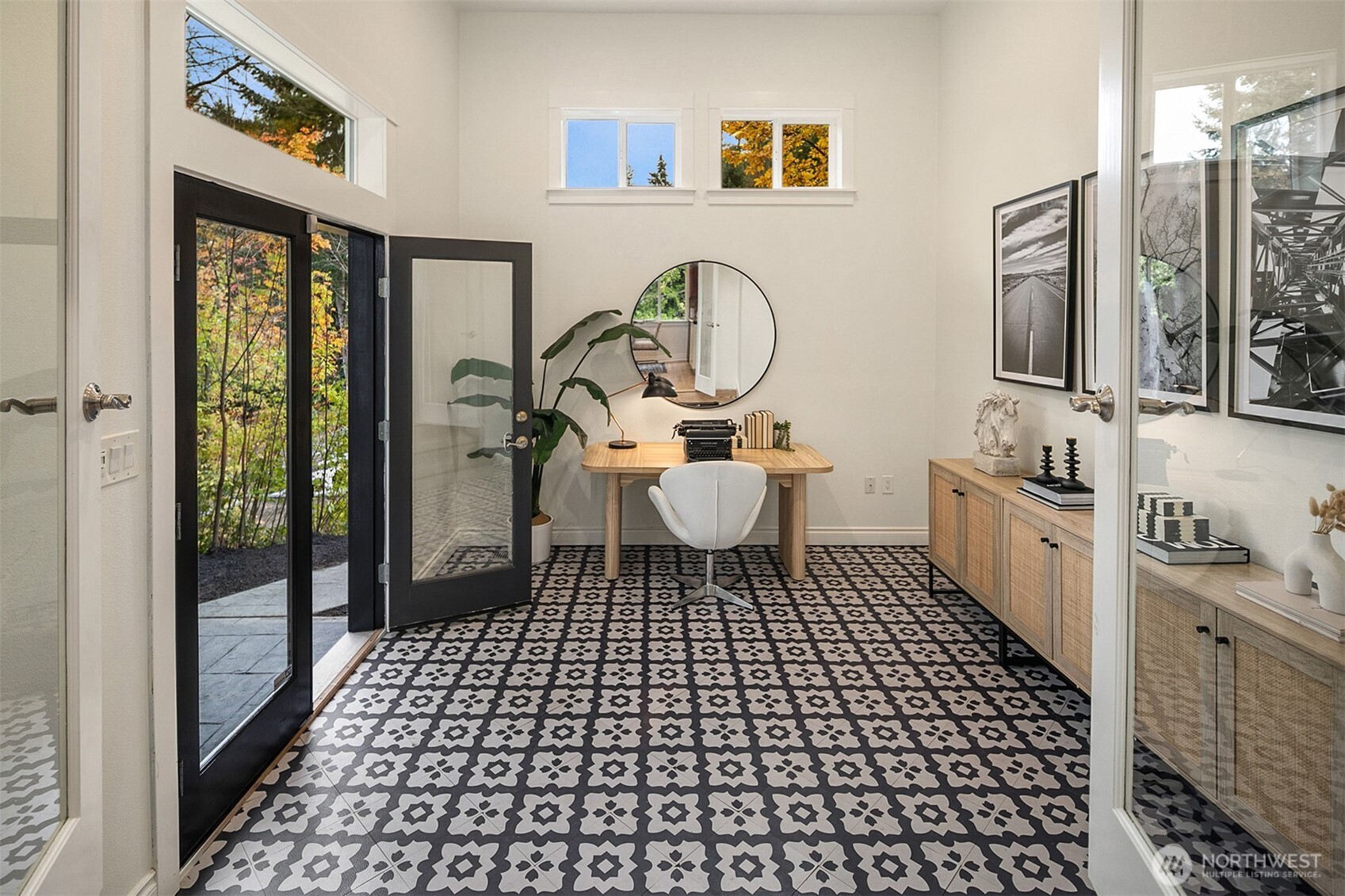 18029 24th Avenue NE