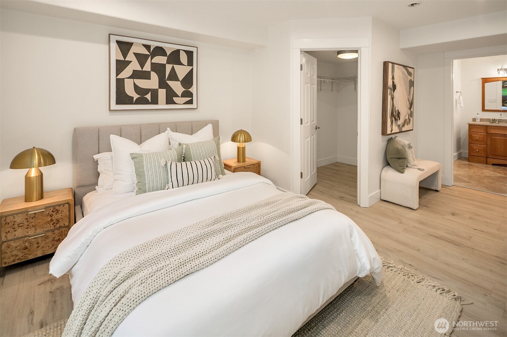 18029 24th Avenue NE