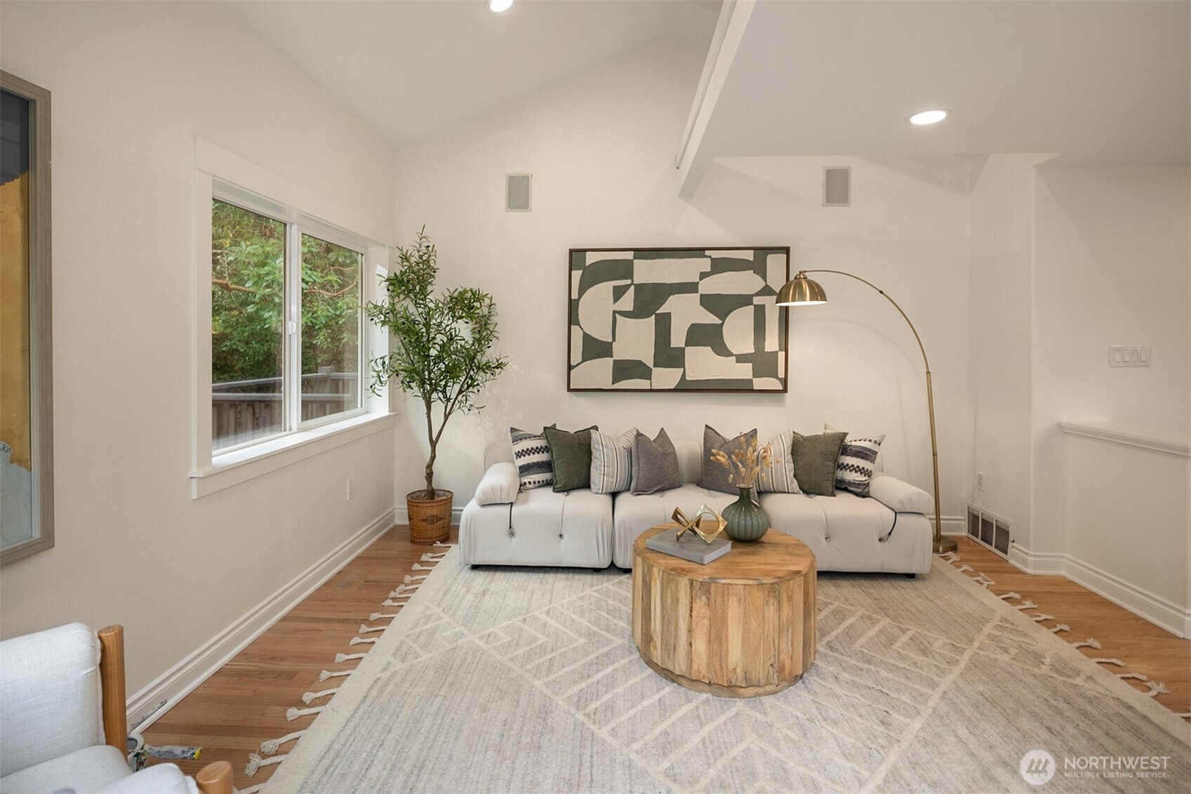 18029 24th Avenue NE