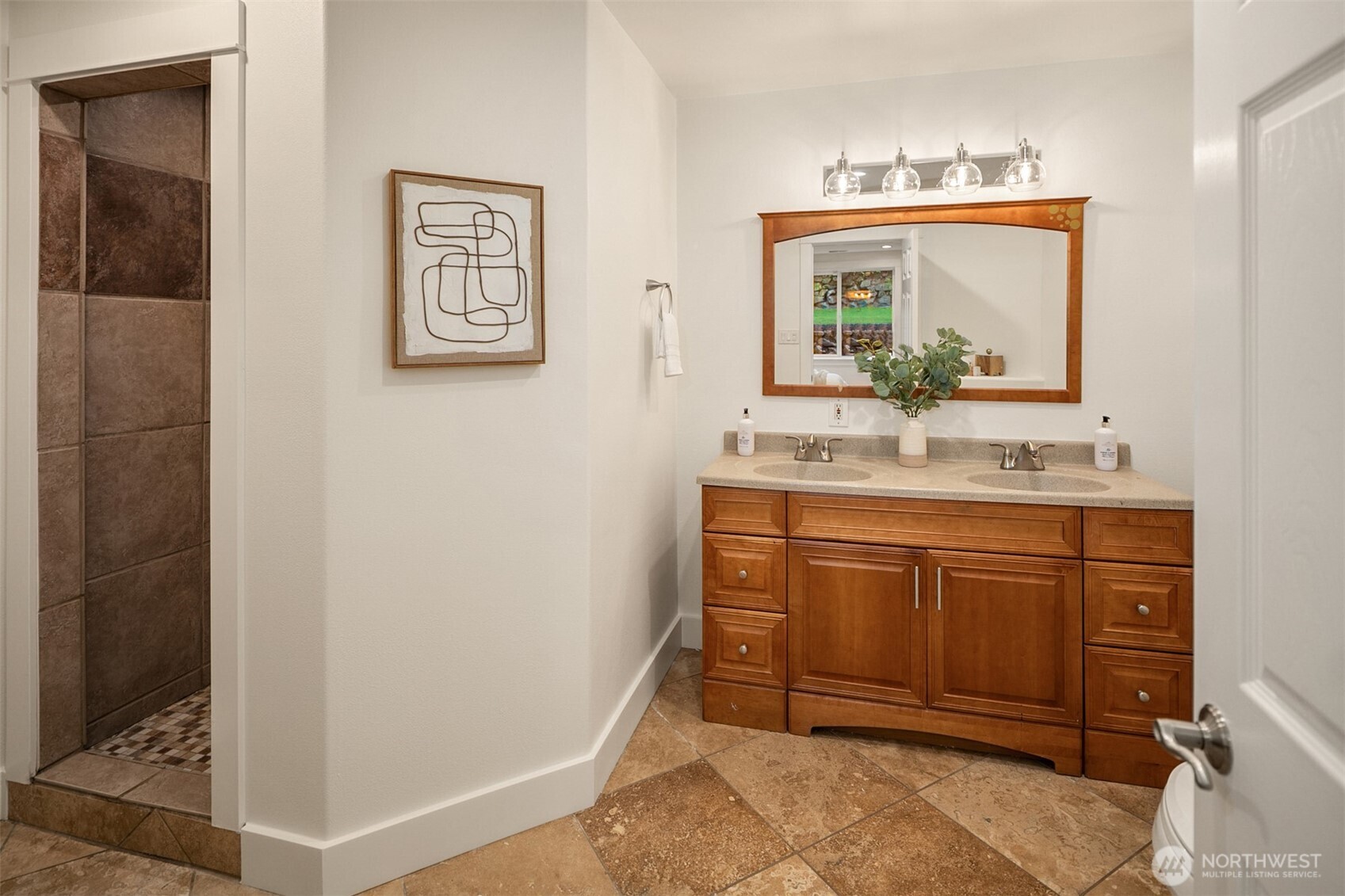 18029 24th Avenue NE