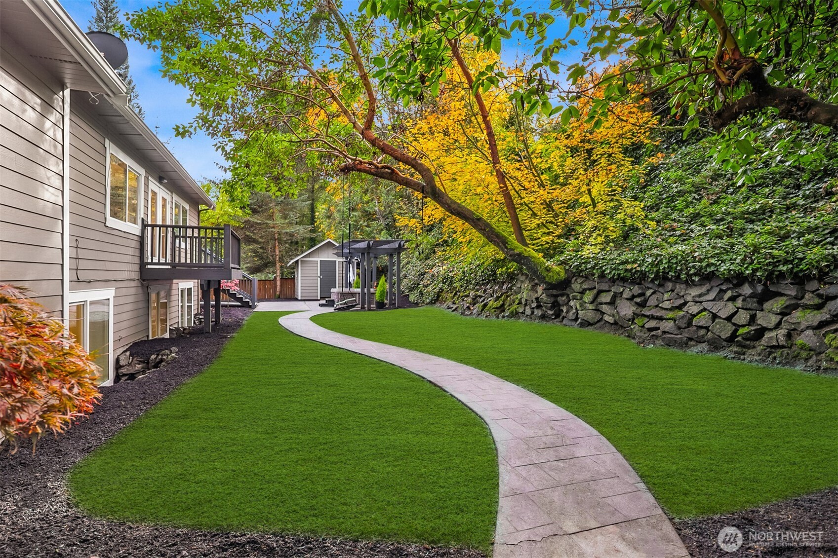 18029 24th Avenue NE