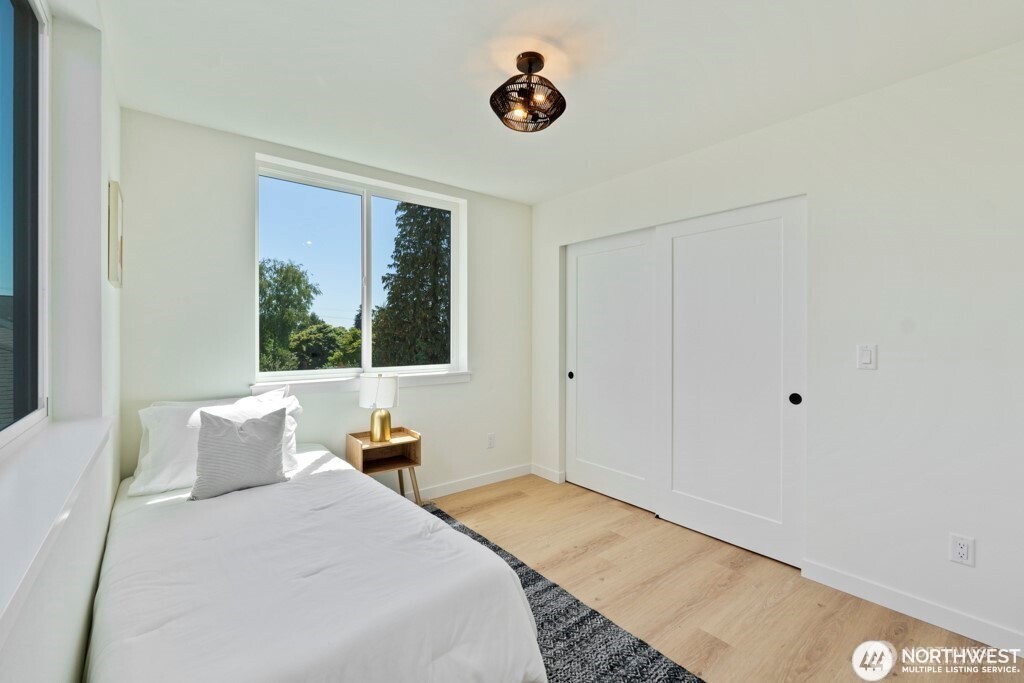 7741 15th Avenue NE Unit: A