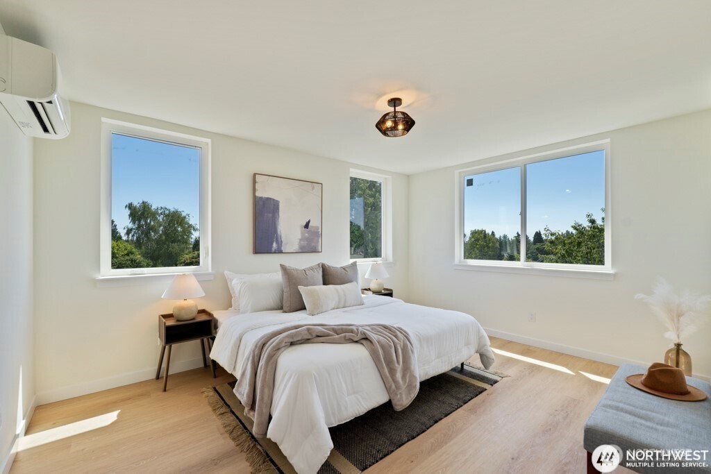 7741 15th Avenue NE Unit: A