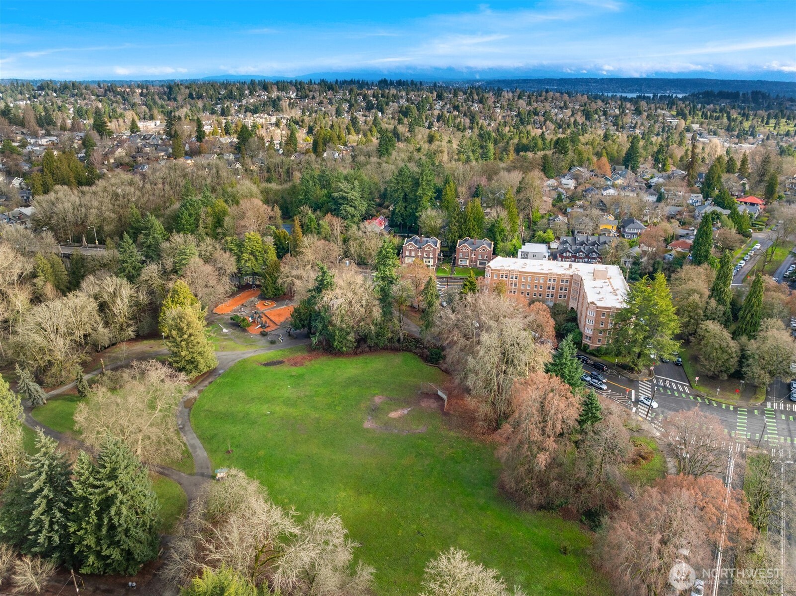 5810 Cowen Place NE Unit: 106