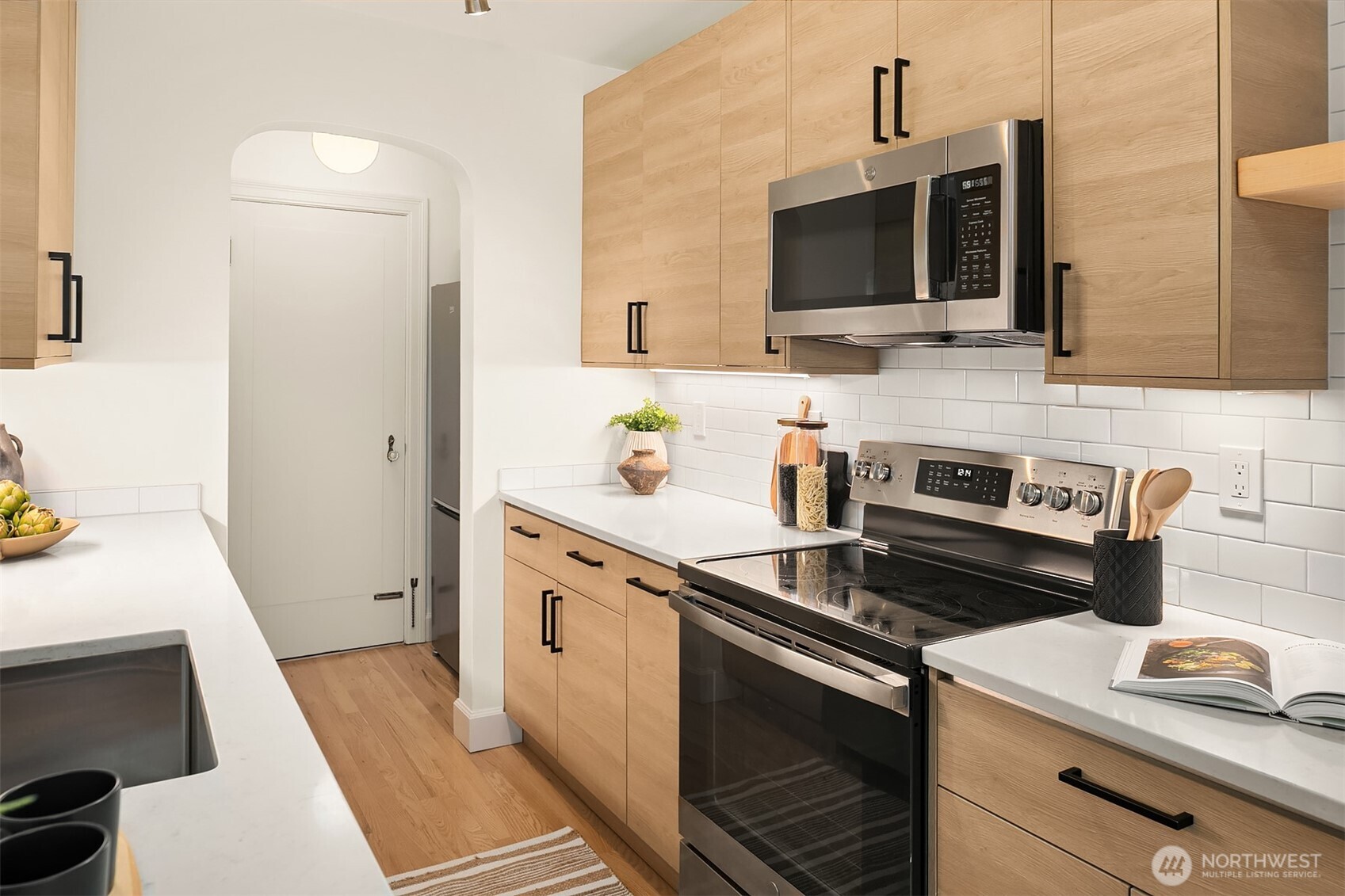 5810 Cowen Place NE Unit: 106