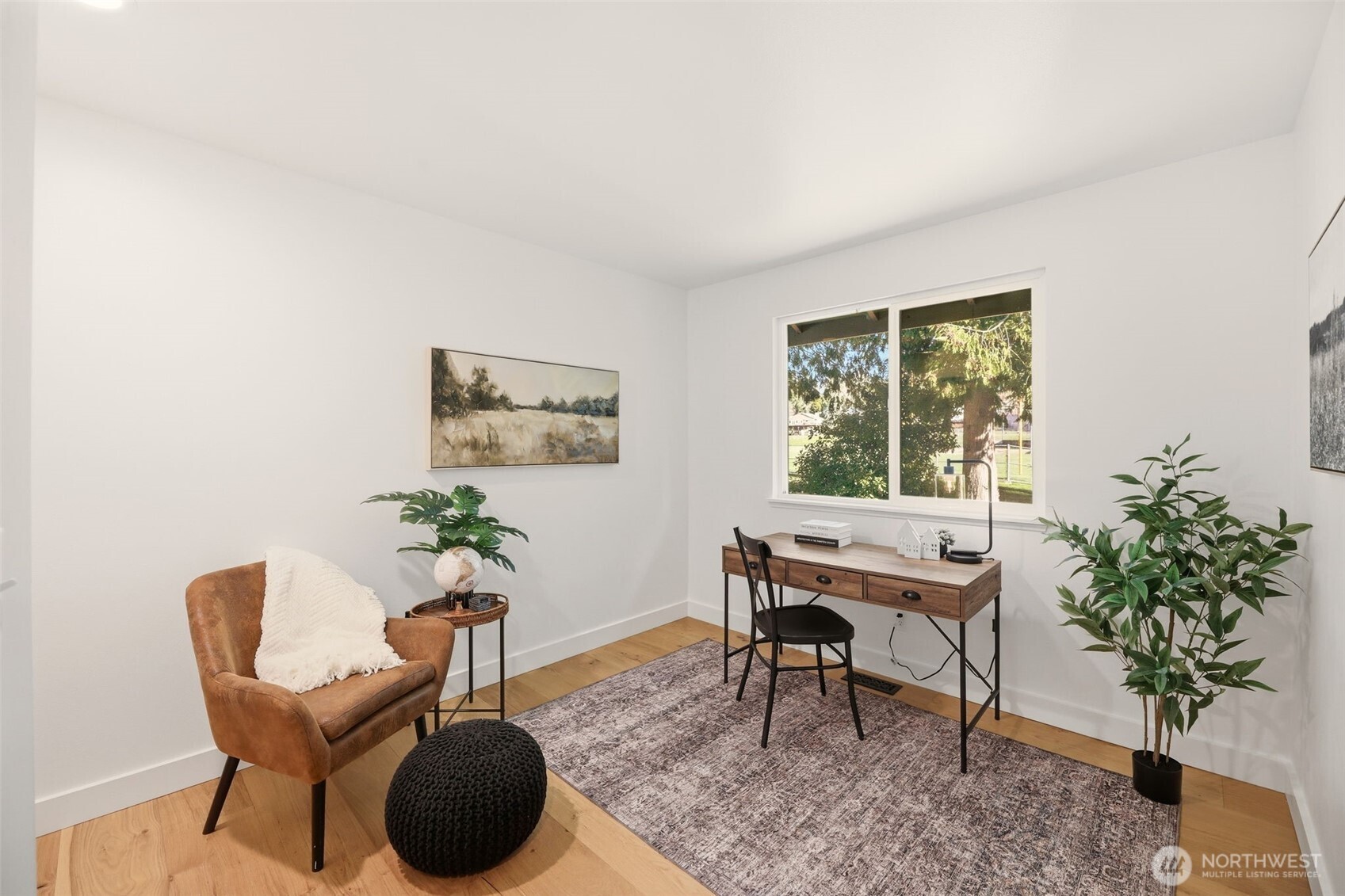 649 Washington Place SW