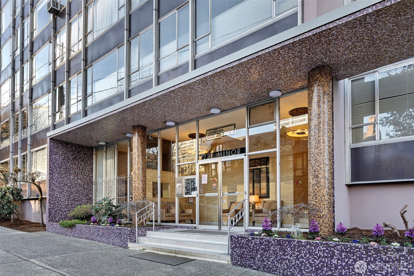 1221 Minor Avenue Unit: 808
