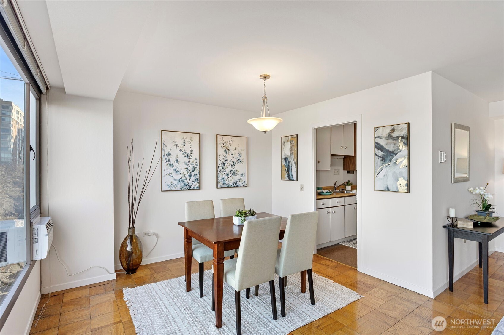 1221 Minor Avenue Unit: 808