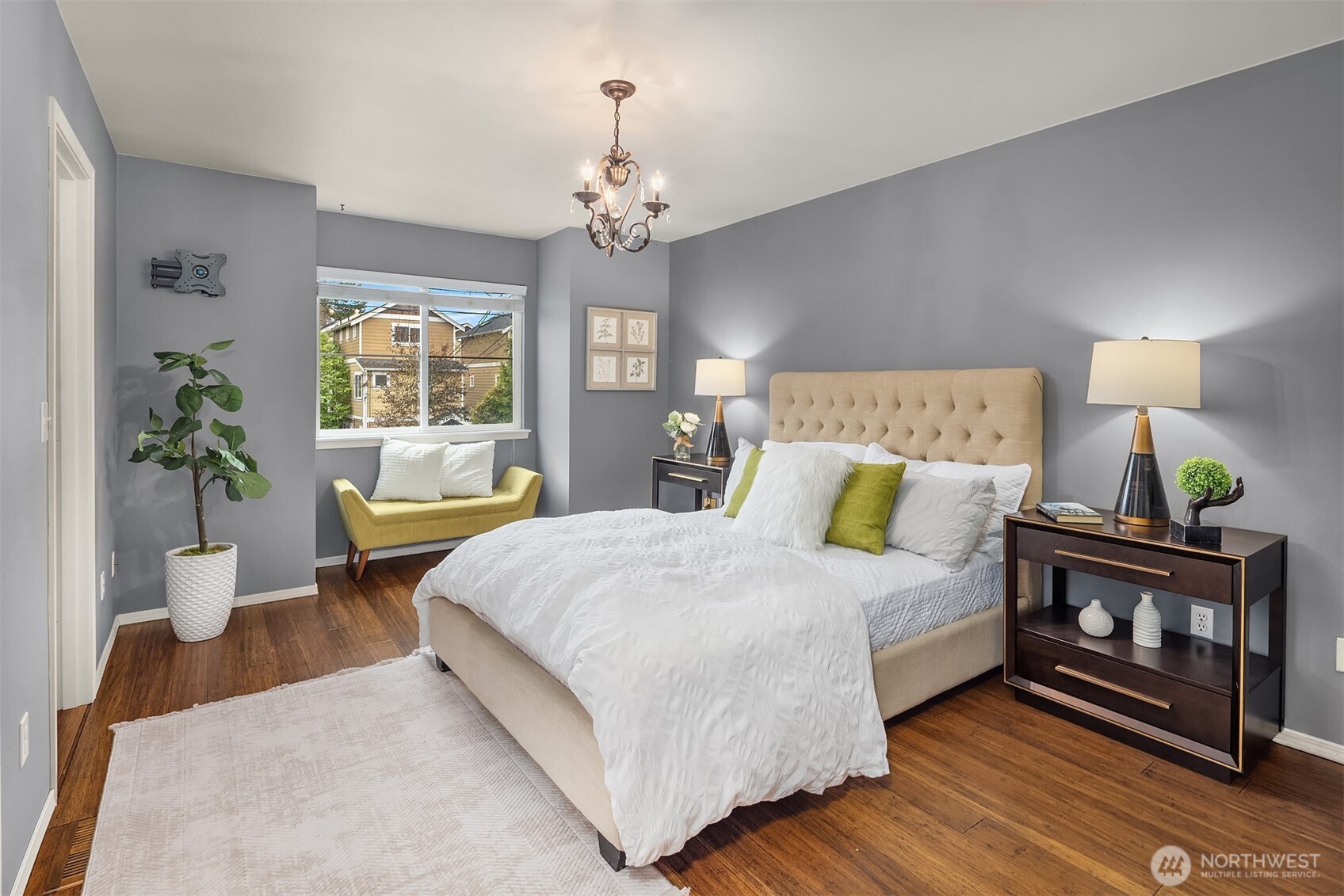 9253 Fremont Avenue N