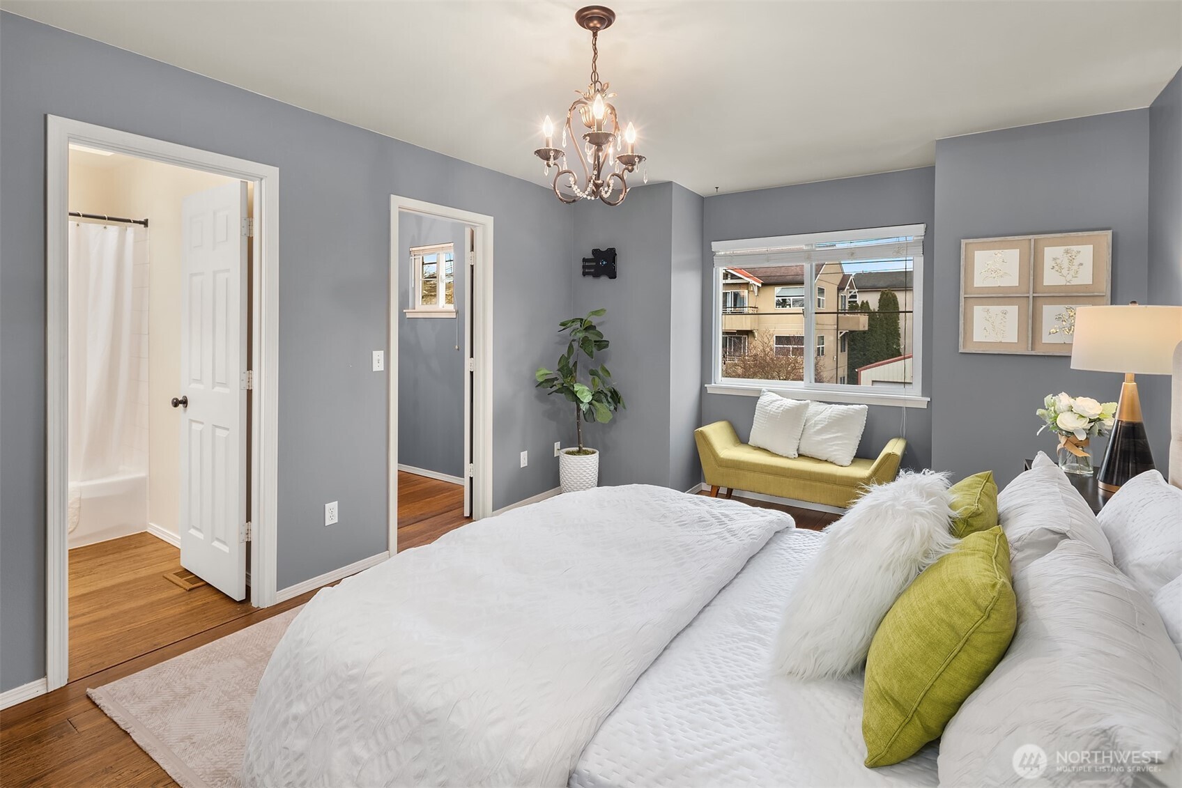 9253 Fremont Avenue N