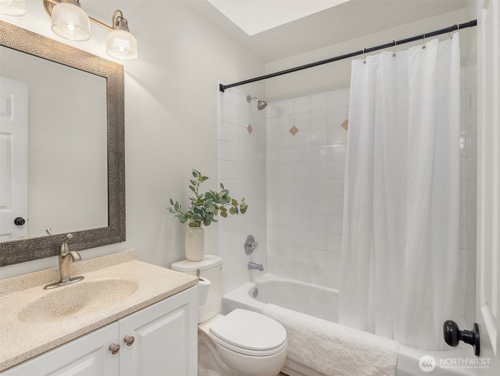 9253 Fremont Avenue N