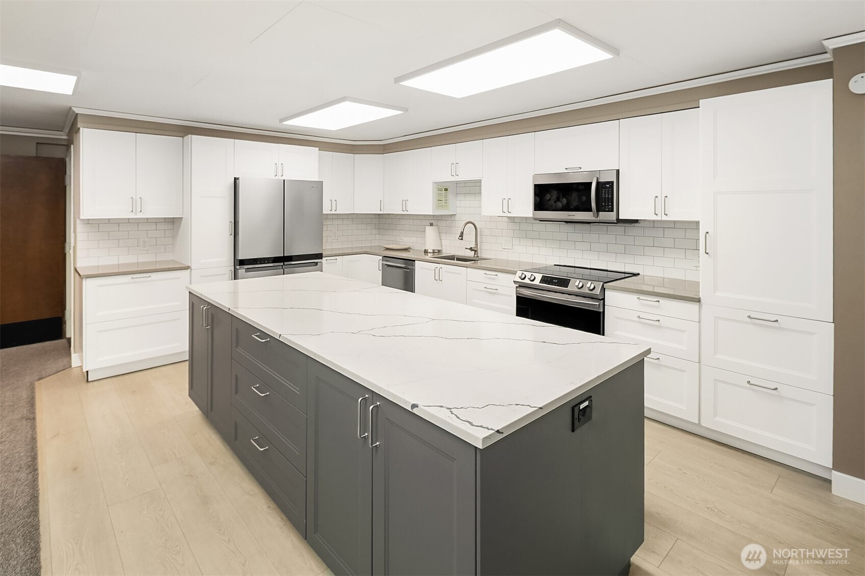 8001 Sand Point Way NE Unit: C47
