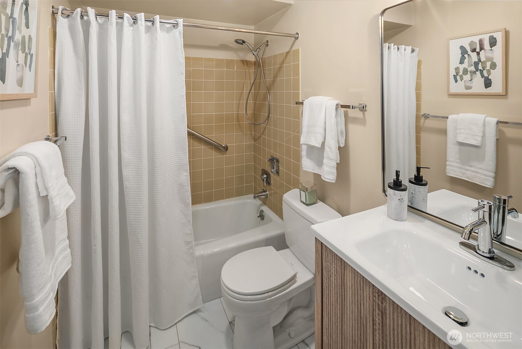 8001 Sand Point Way NE Unit: C47
