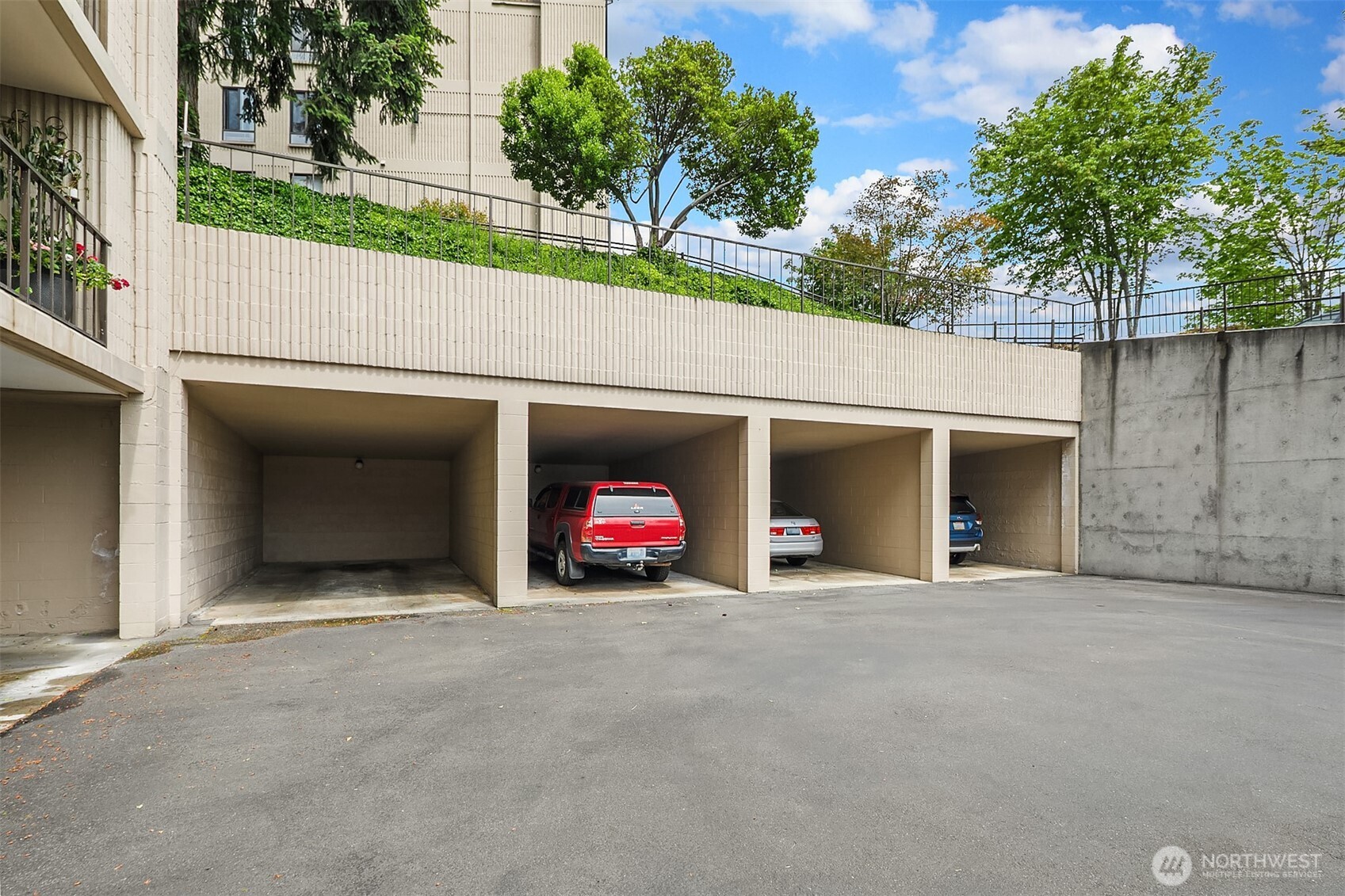 8001 Sand Point Way NE Unit: C47