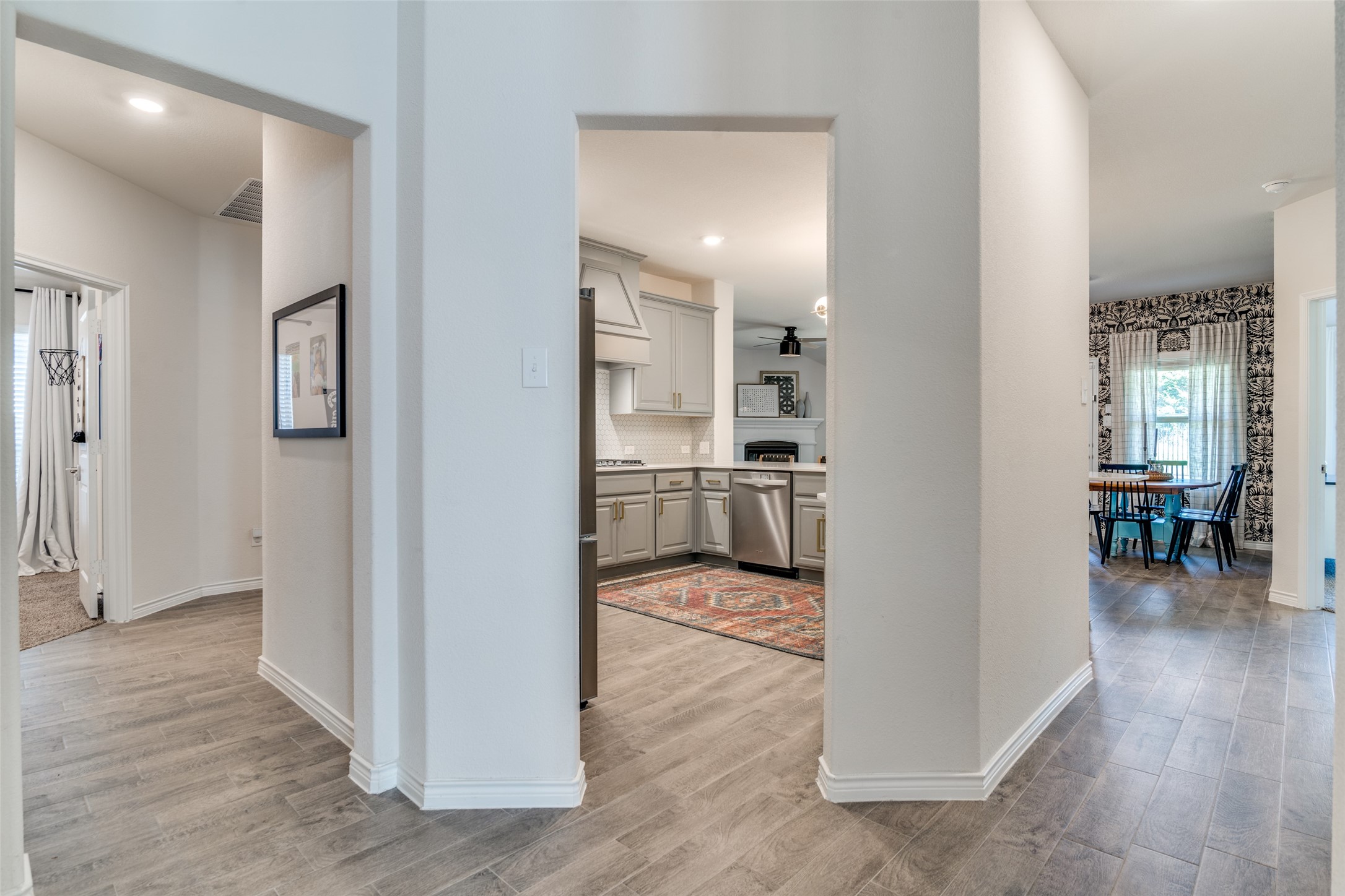 3948 Sidney Lane