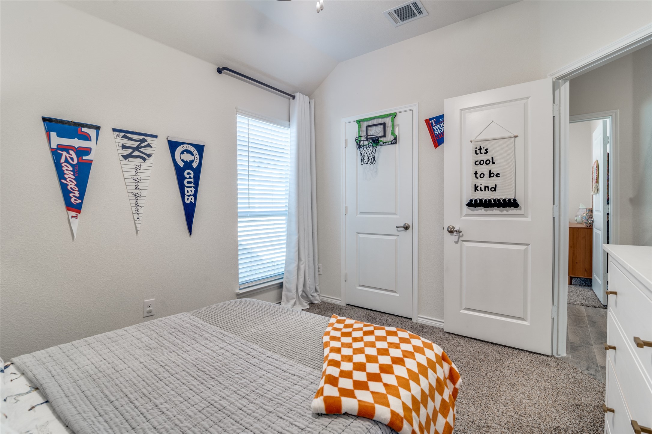 3948 Sidney Lane