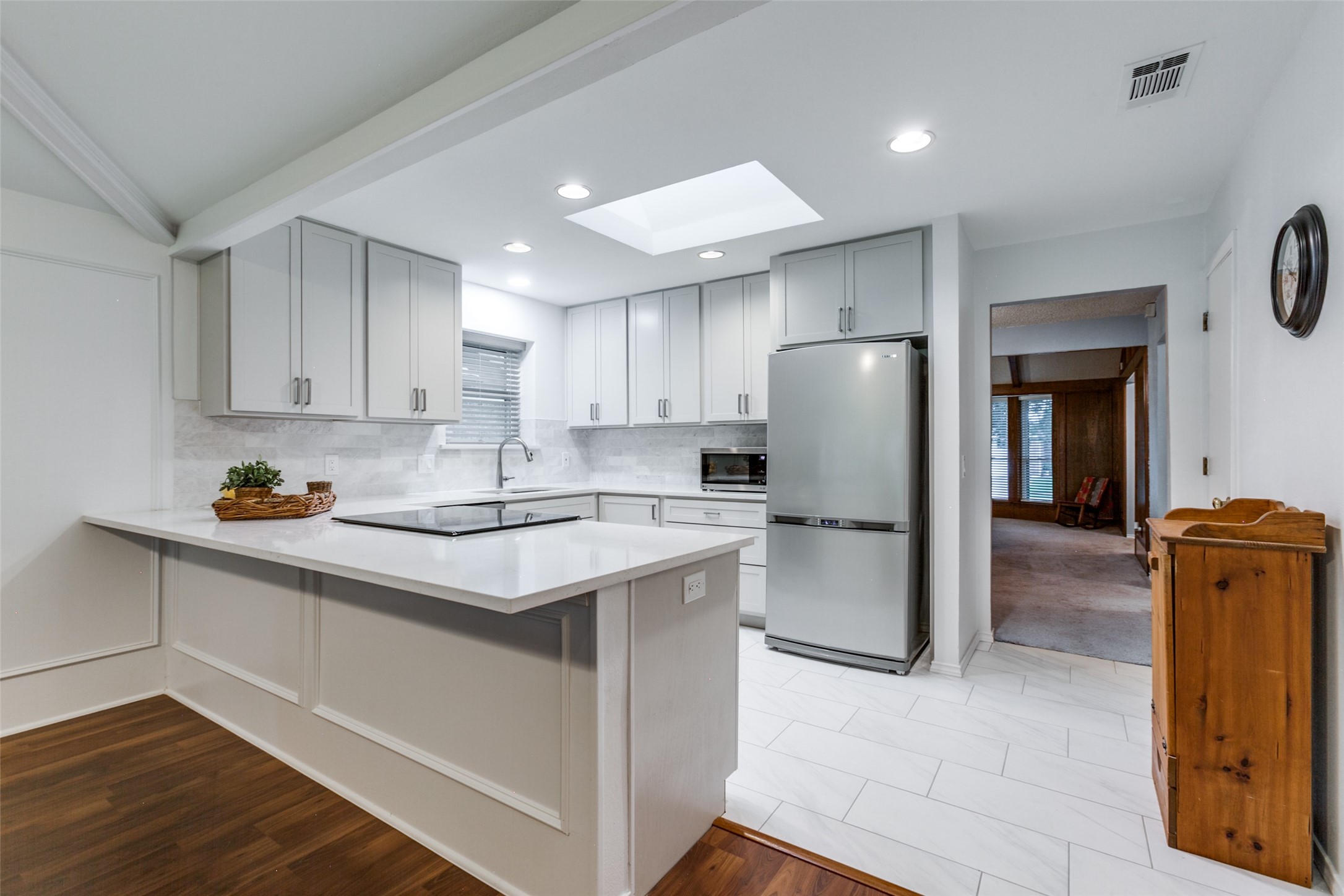 2710 Laurel Oaks Drive