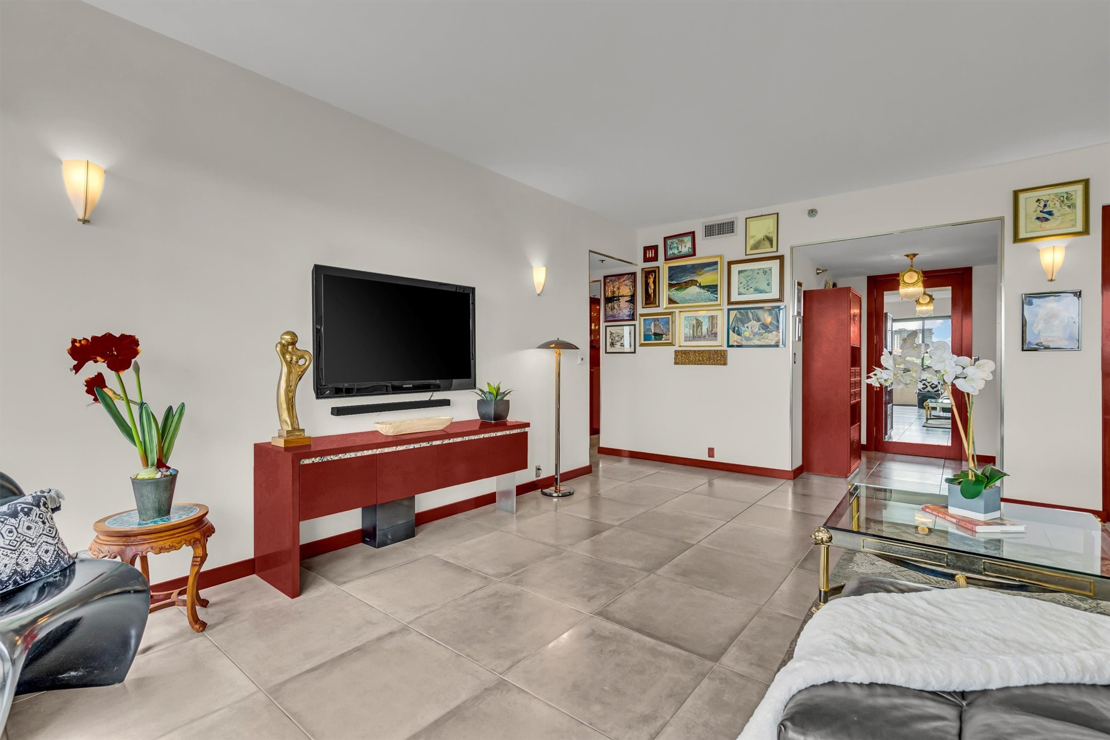 3831 Turtle Creek Boulevard 8A