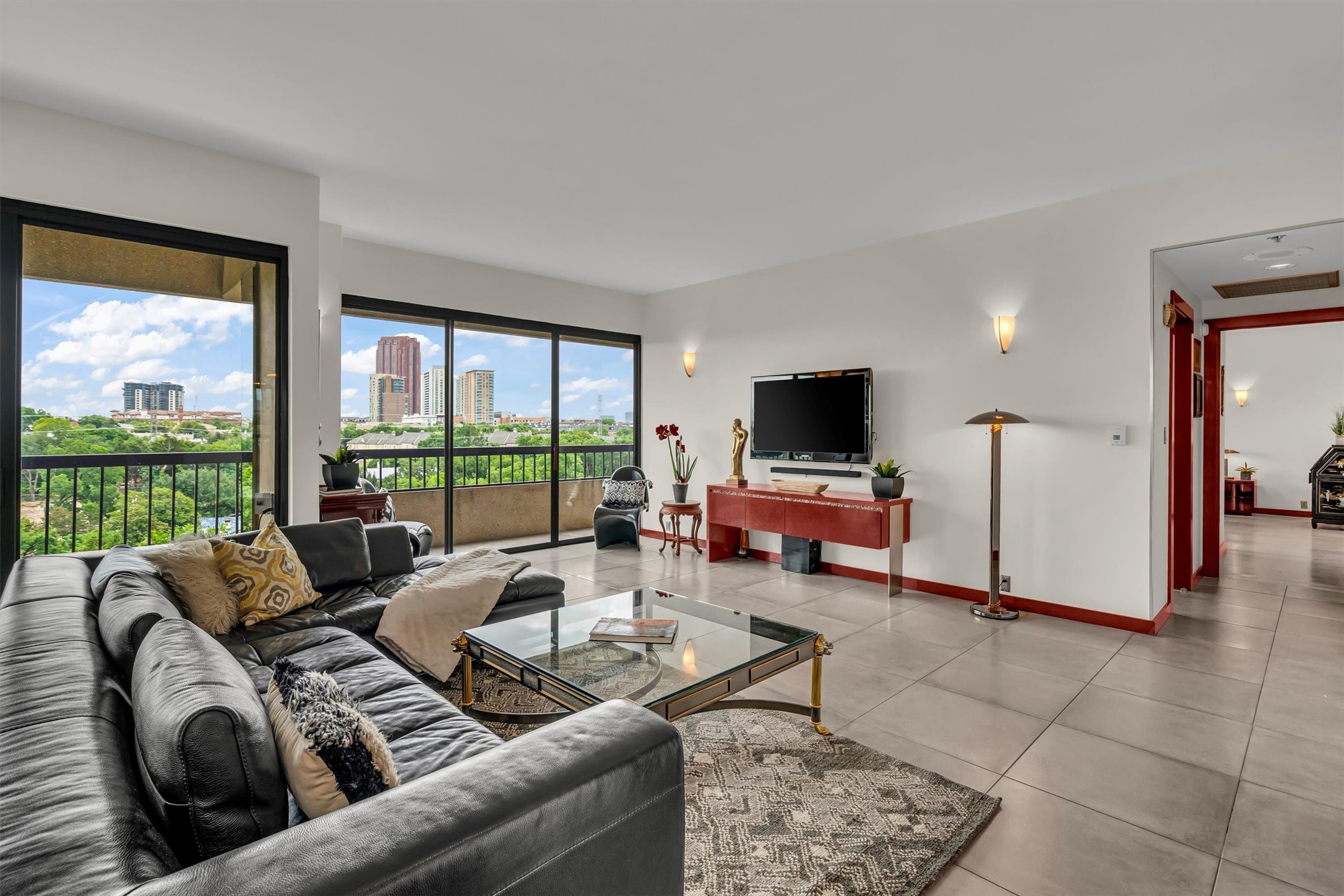 3831 Turtle Creek Boulevard 8A