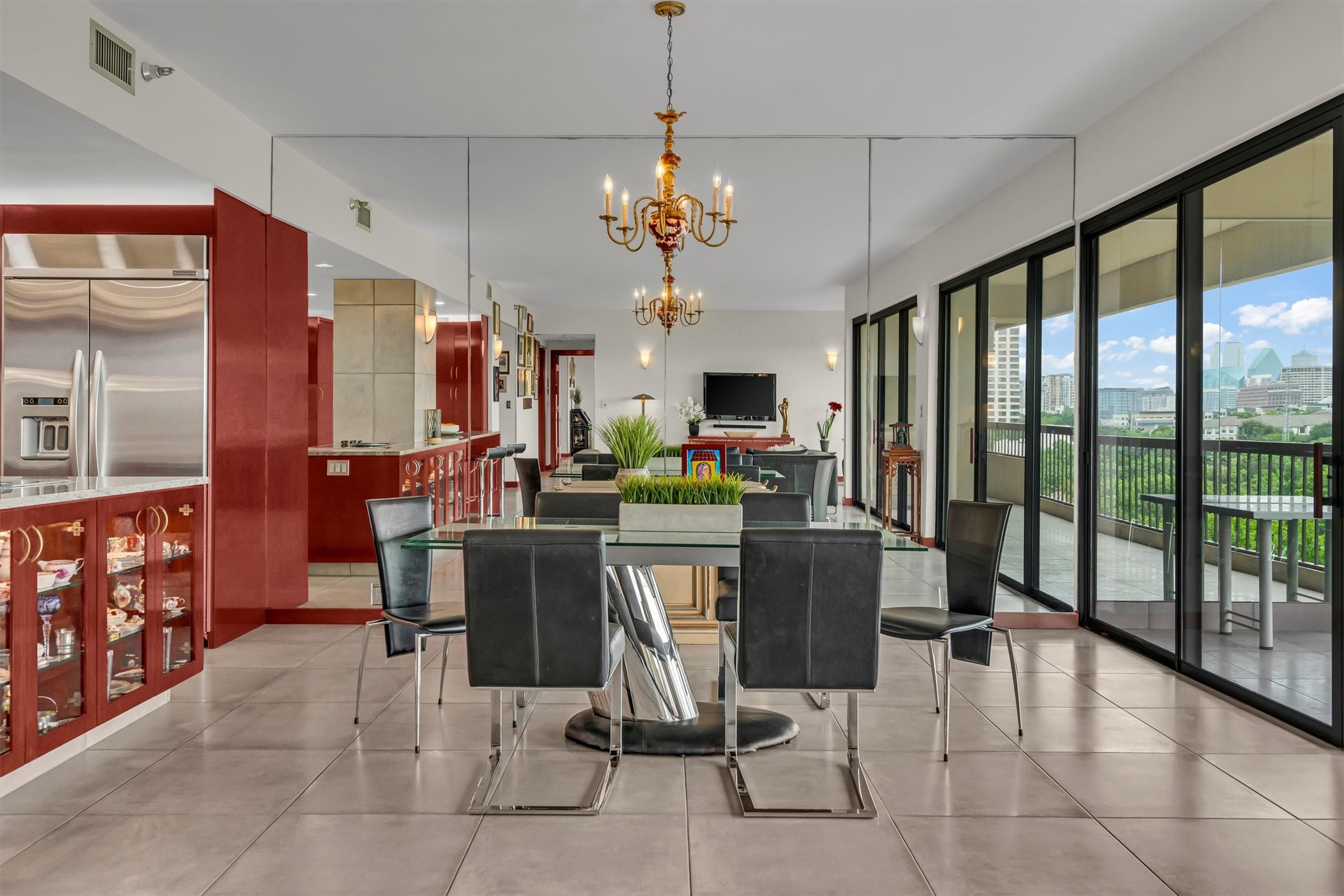 3831 Turtle Creek Boulevard 8A