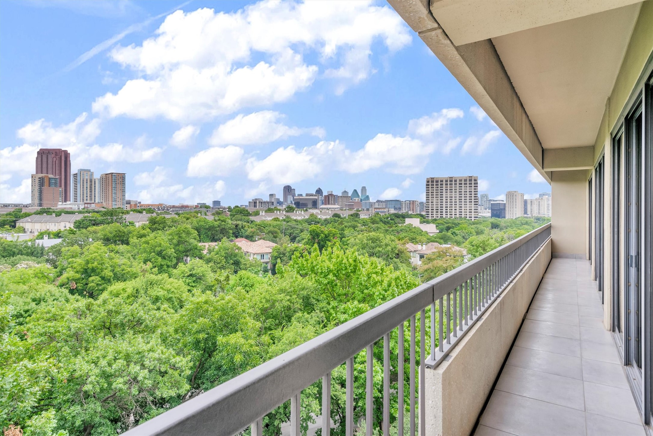 3831 Turtle Creek Boulevard 8A
