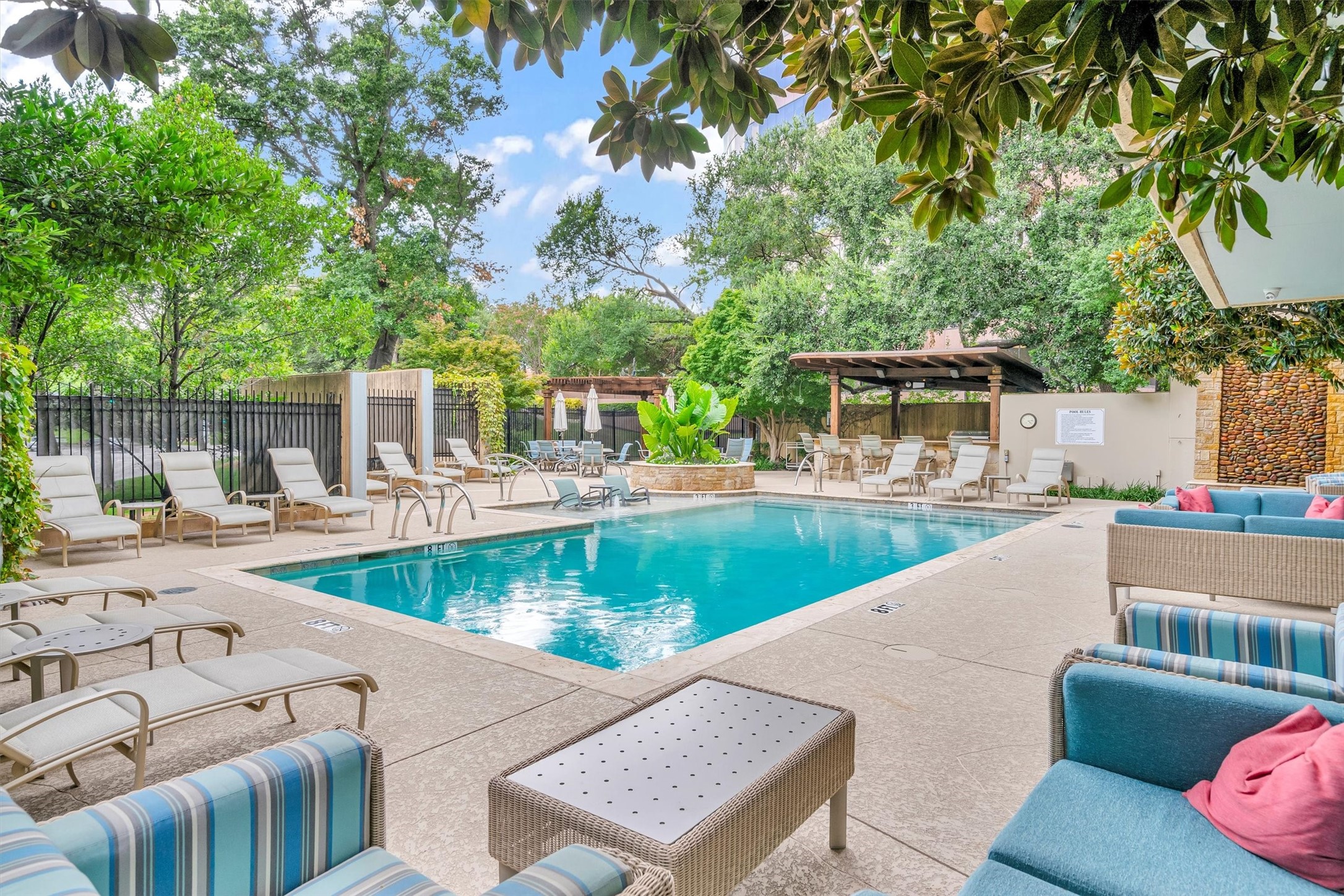 3831 Turtle Creek Boulevard 8A