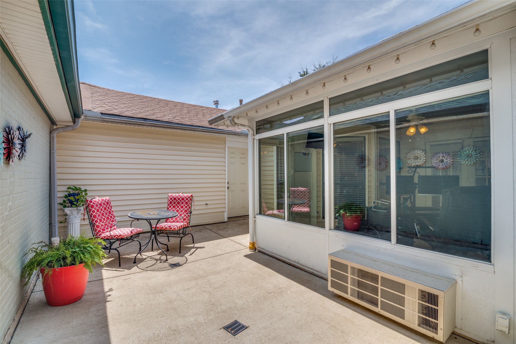 2816 Silverspring Road