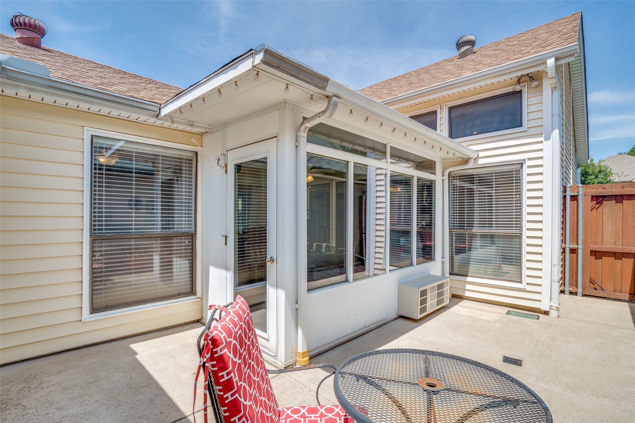 2816 Silverspring Road