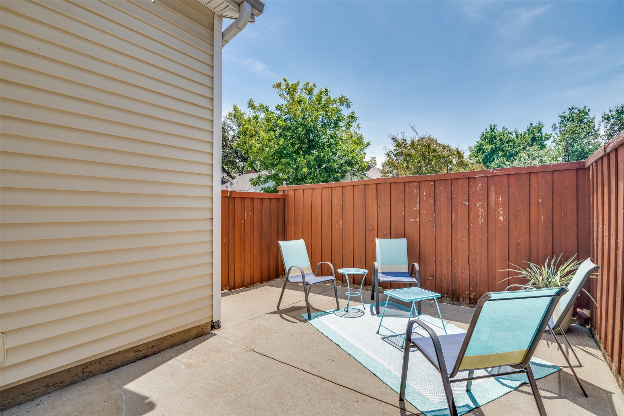 2816 Silverspring Road