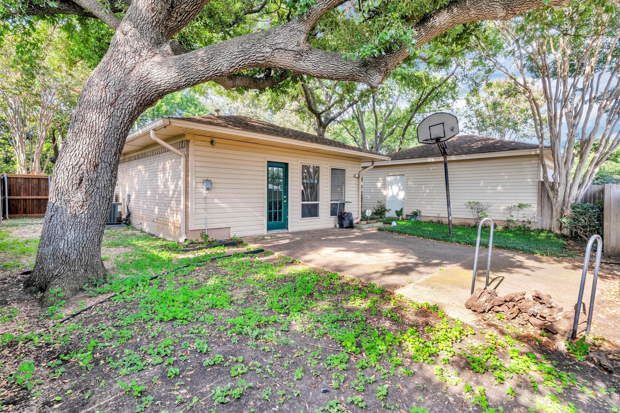 4028 Candlenut Lane