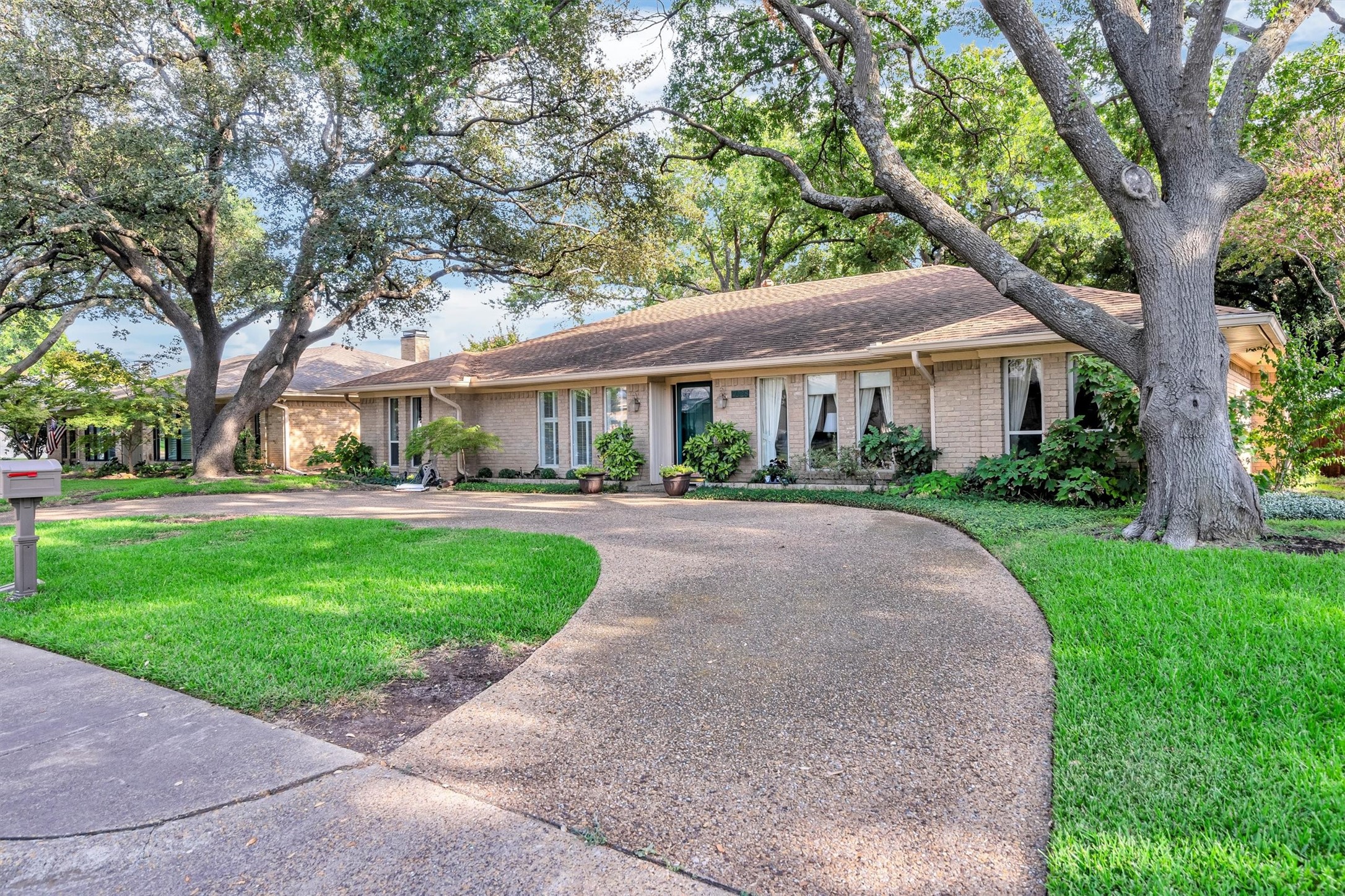 4028 Candlenut Lane