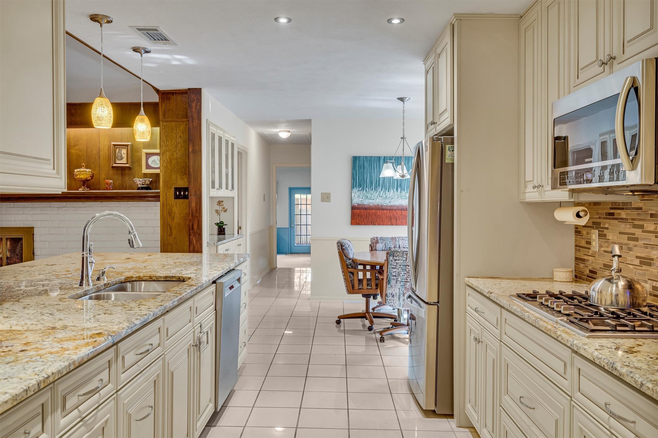 4028 Candlenut Lane