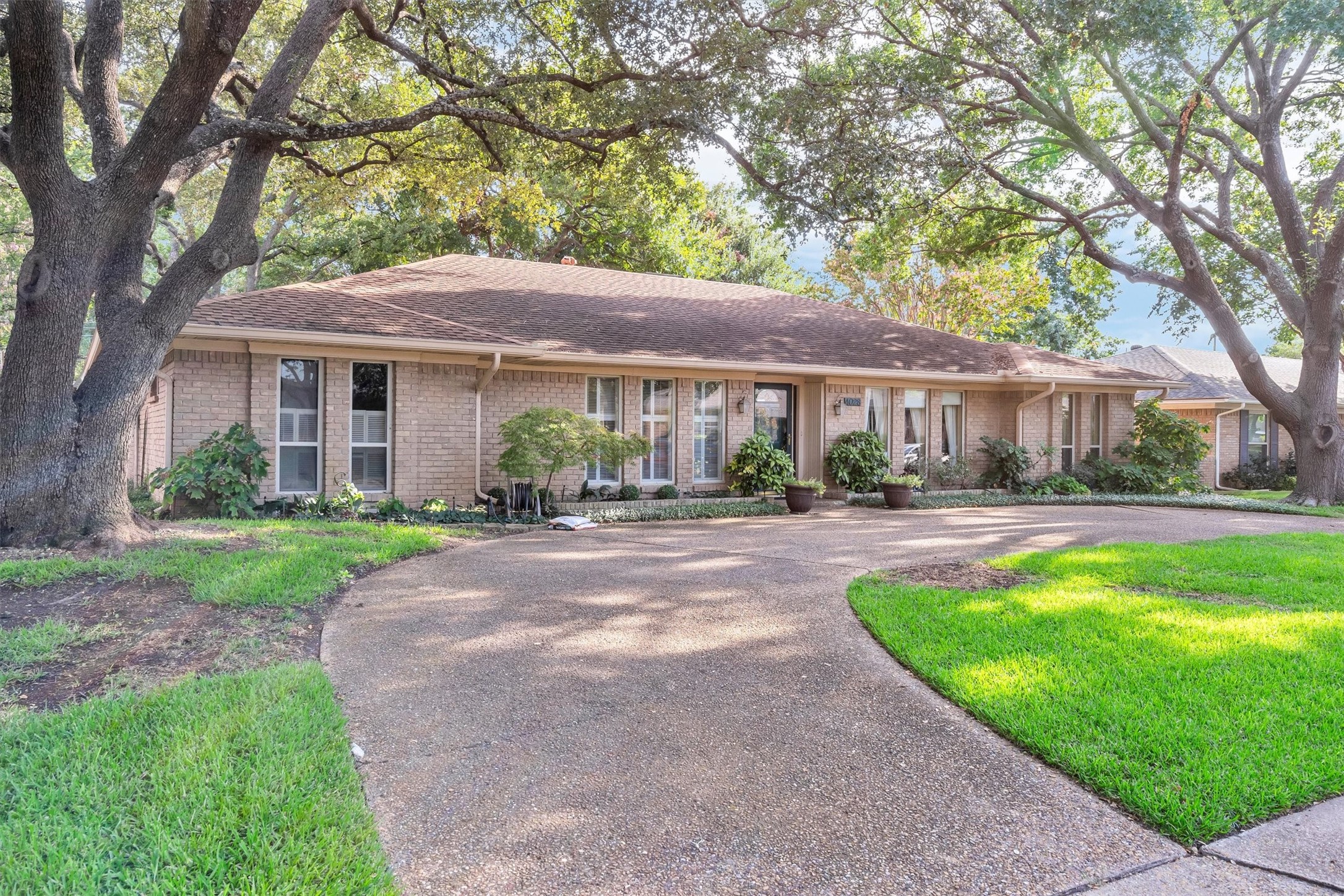 4028 Candlenut Lane