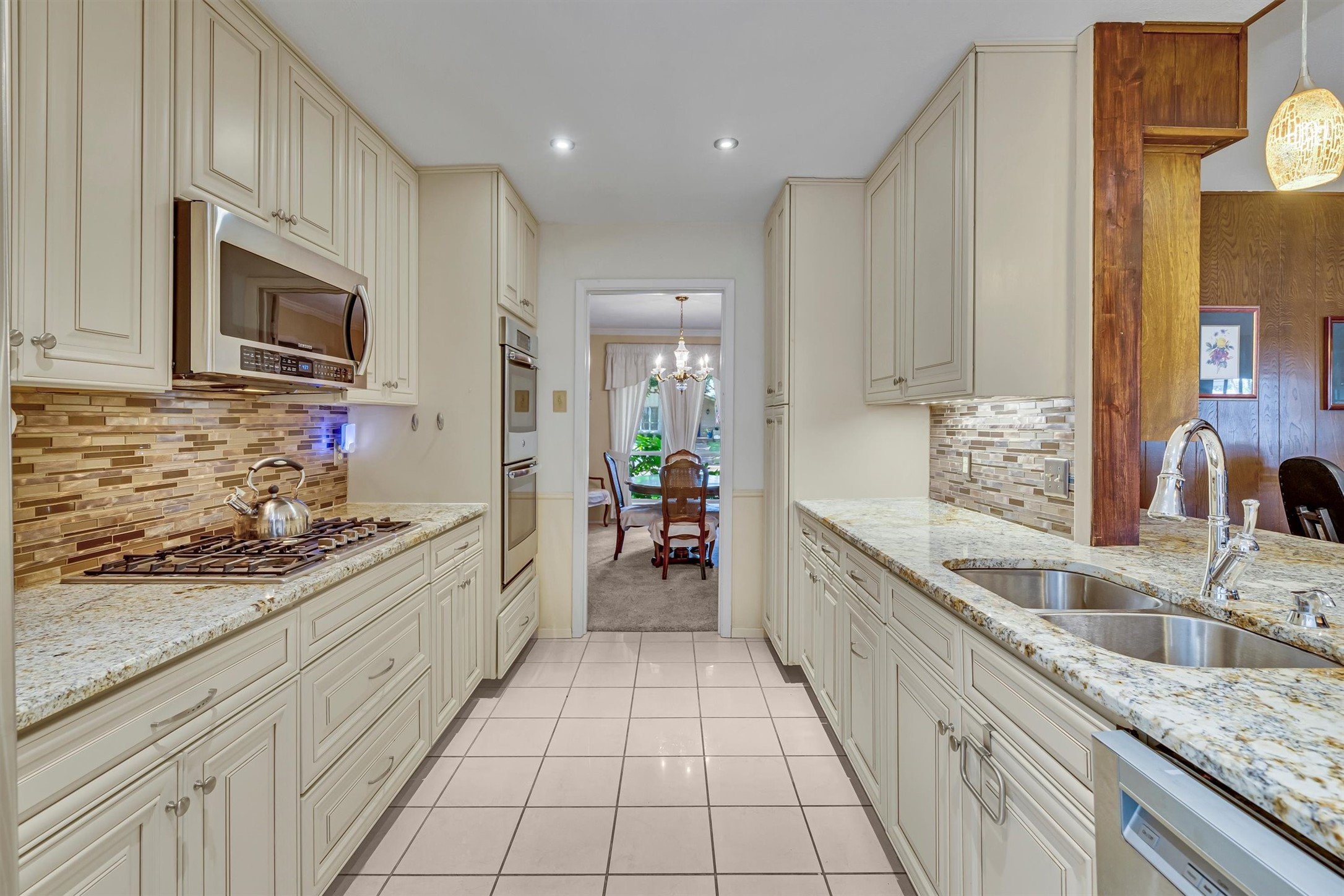 4028 Candlenut Lane