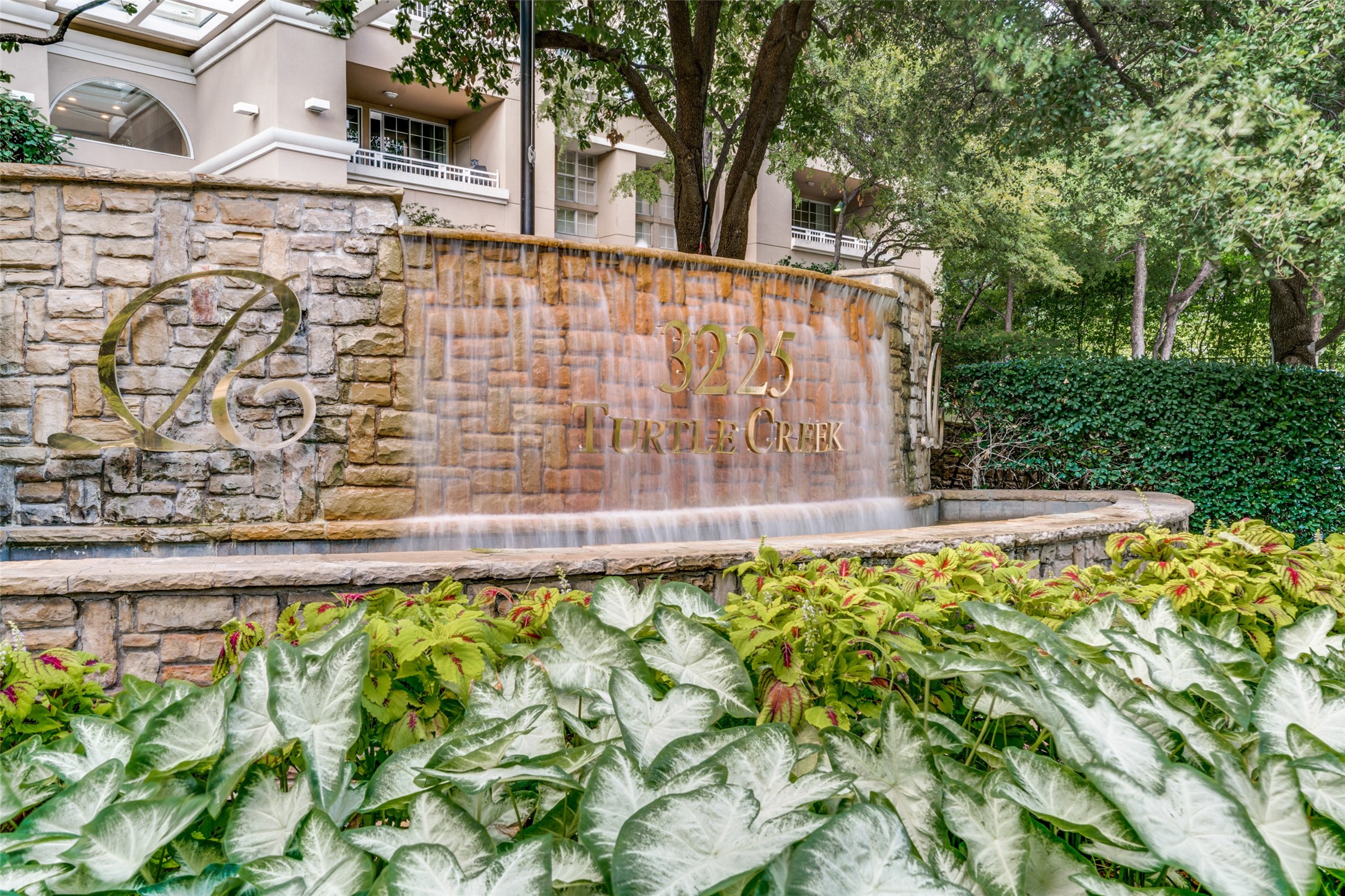 3225 Turtle Creek Boulevard 838