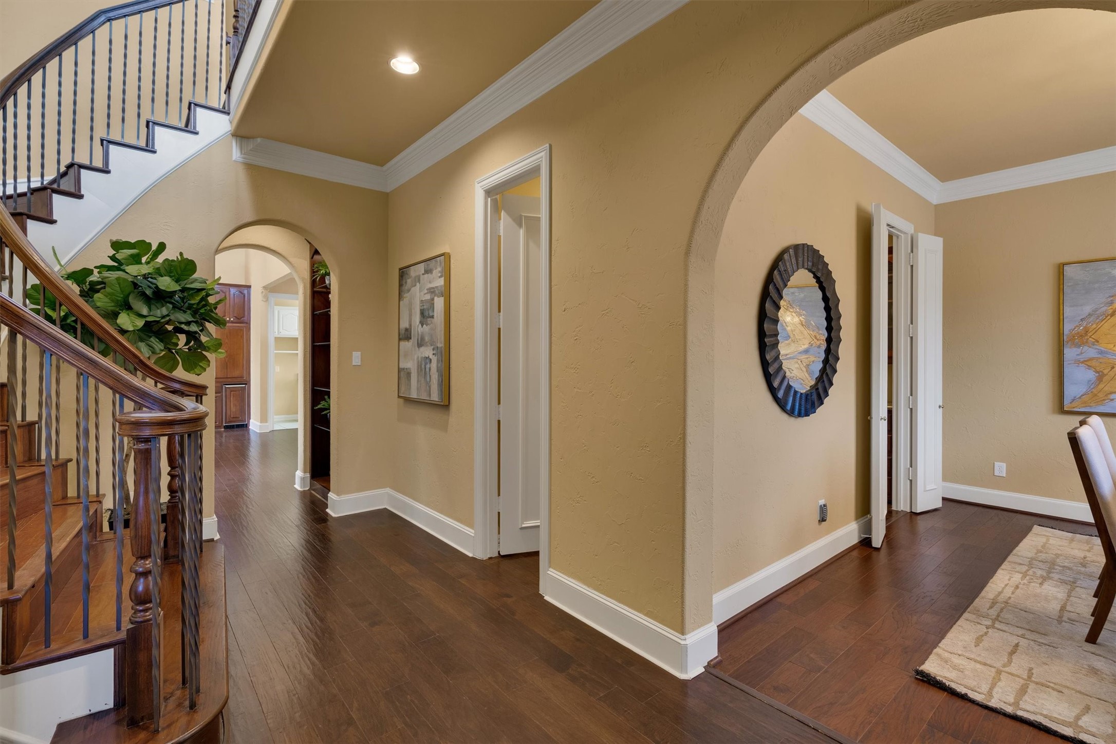 8607 Royalbrook Court