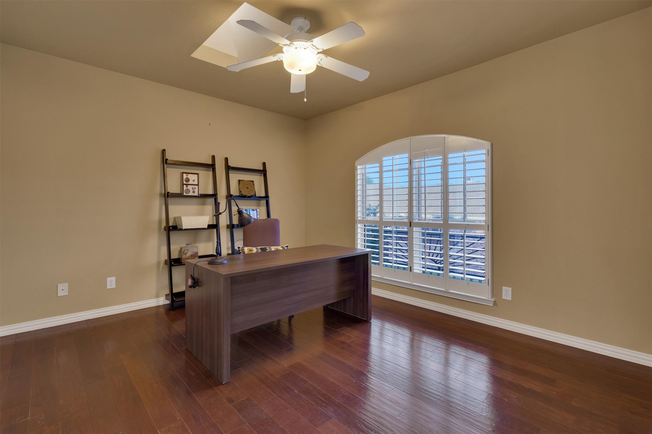 8607 Royalbrook Court